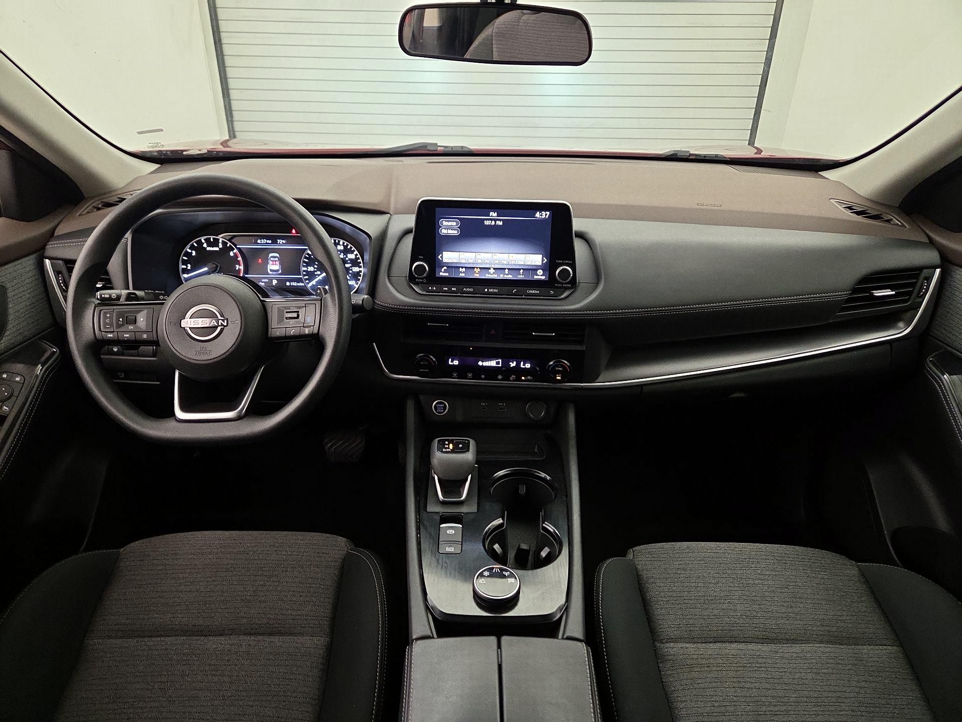 Thumbnail: 2023 Nissan Rogue - 9