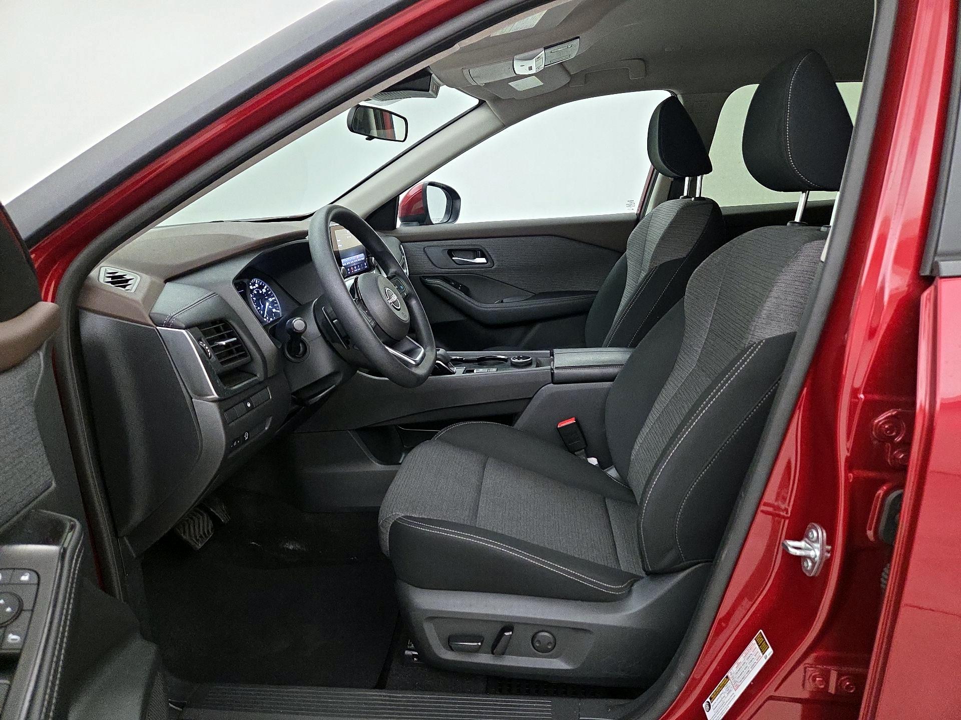 Thumbnail: 2023 Nissan Rogue - 11