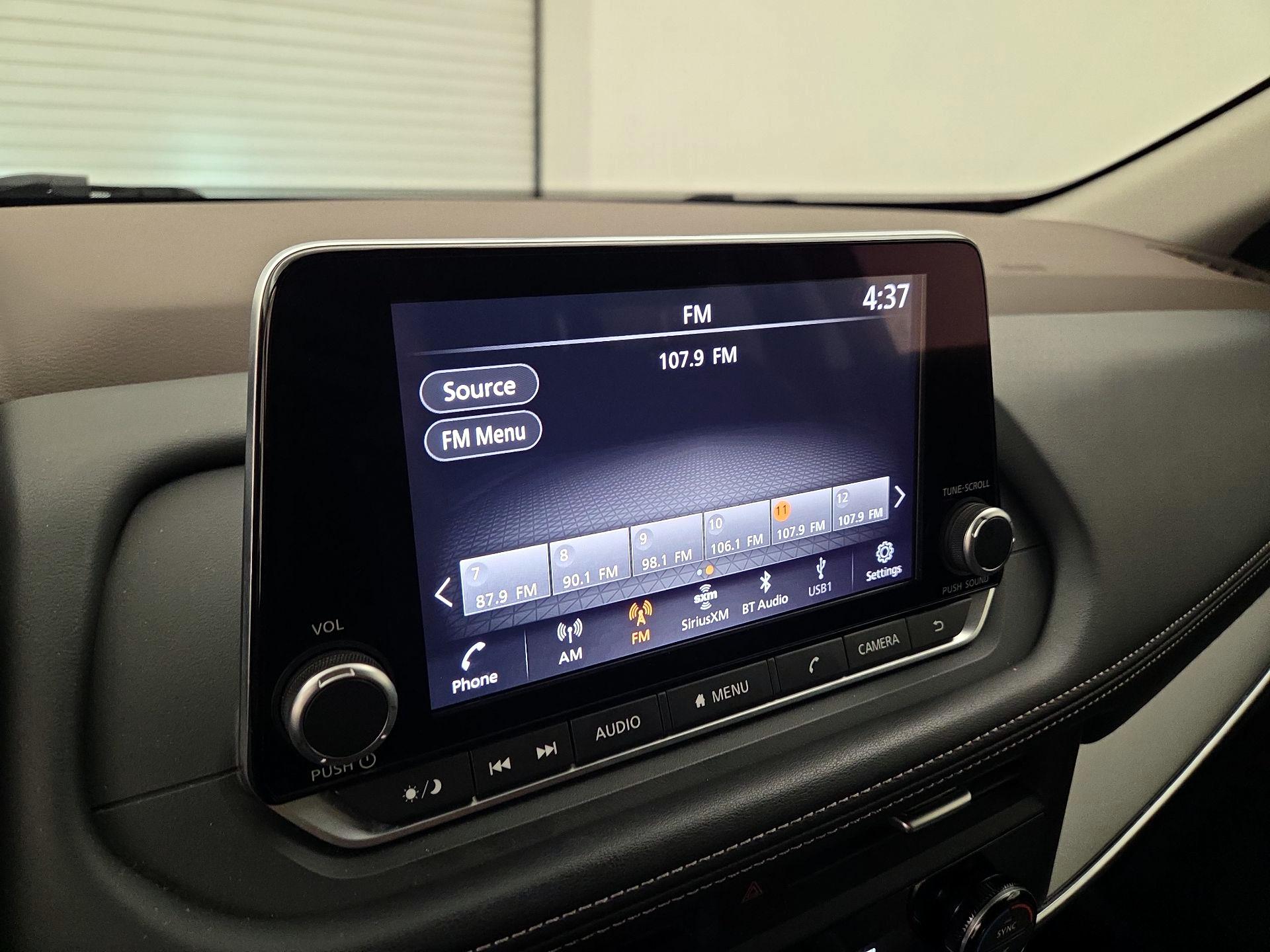 Thumbnail: 2023 Nissan Rogue - 15