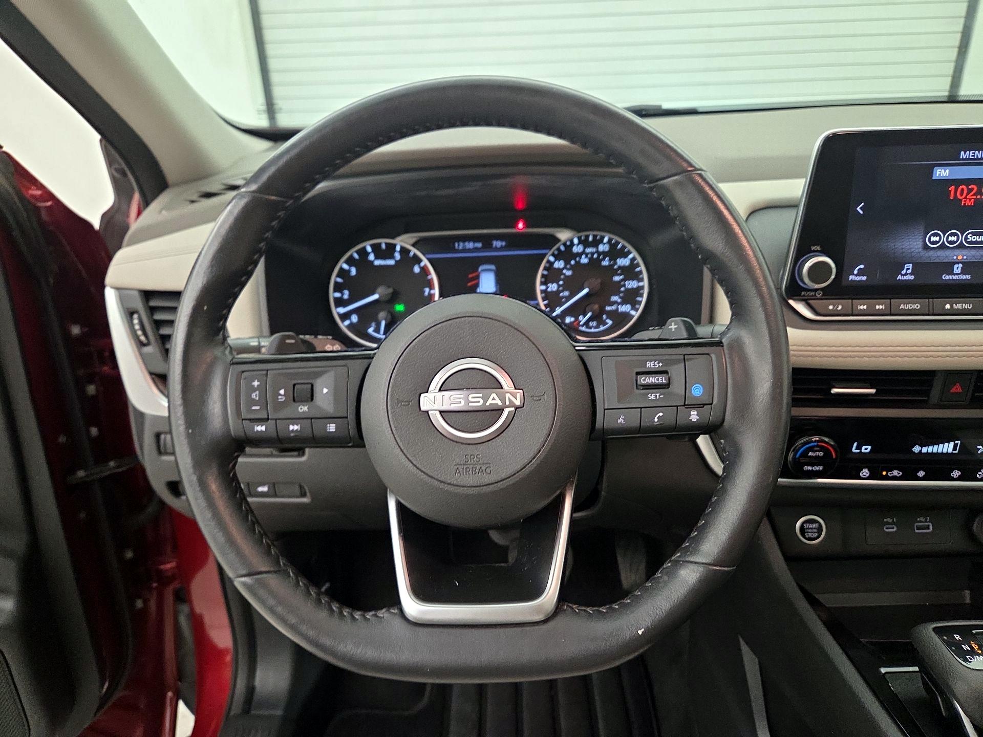Thumbnail: 2023 Nissan Rogue - 10
