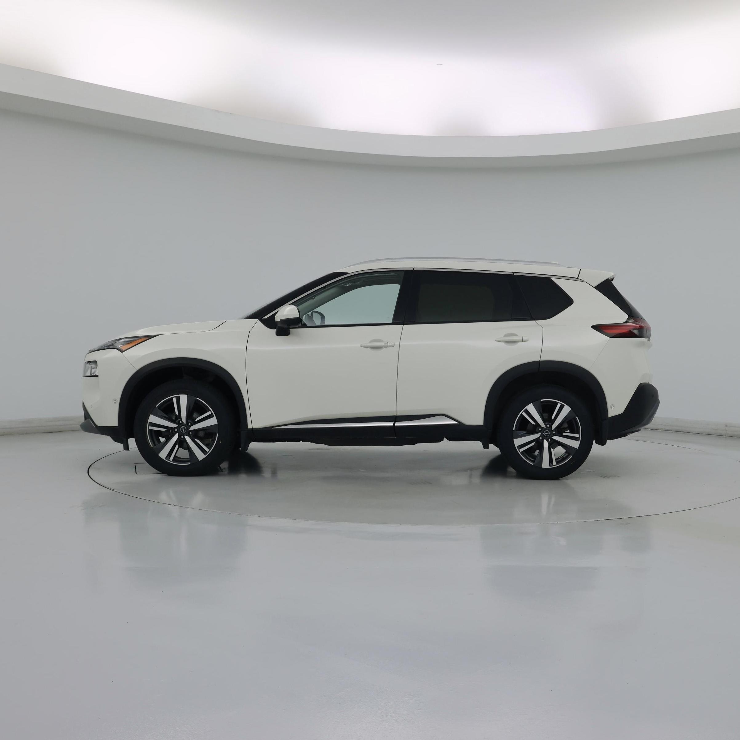 Thumbnail: 2023 Nissan Rogue - 3