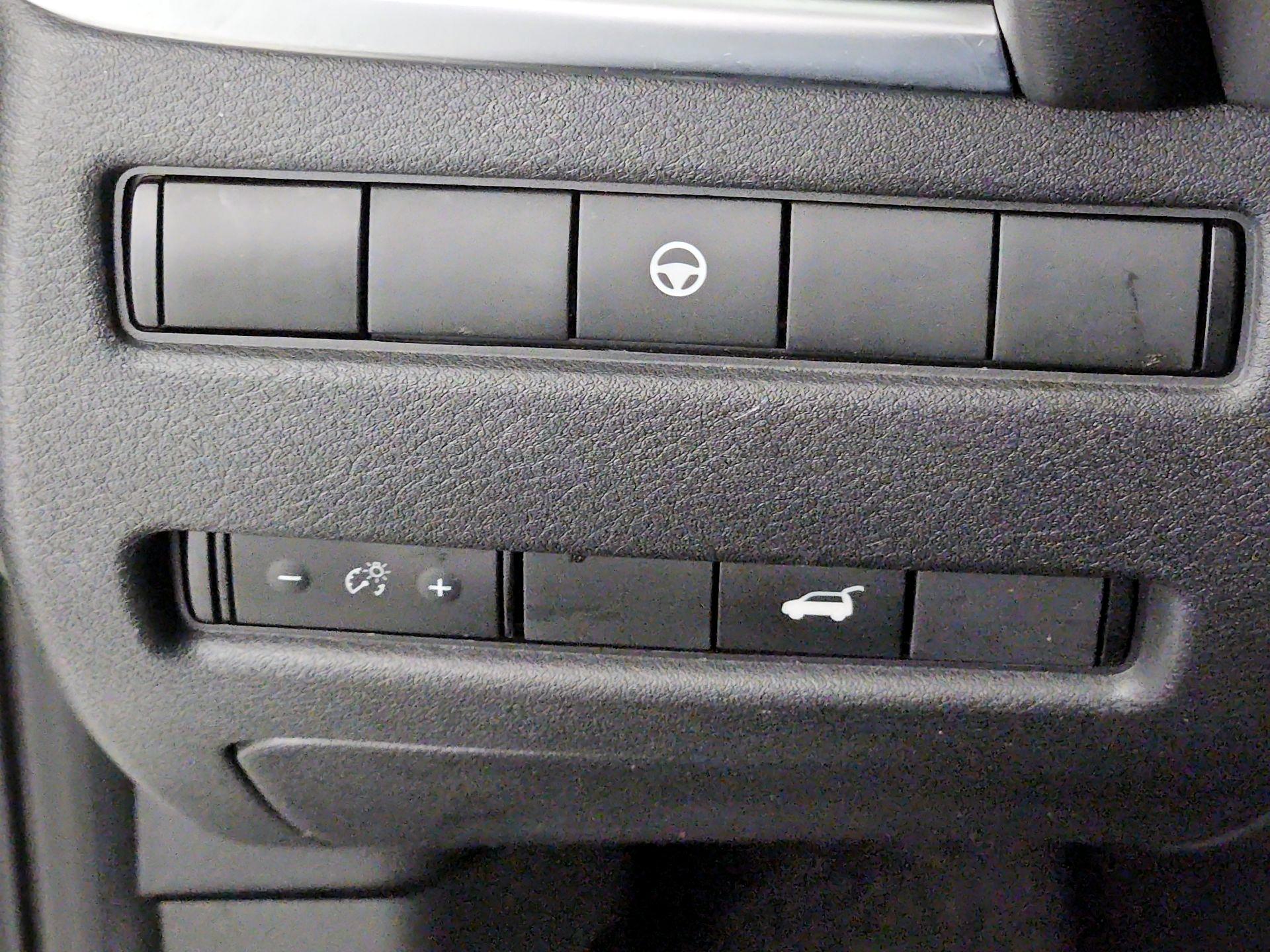 Thumbnail: 2023 Nissan Rogue - 13