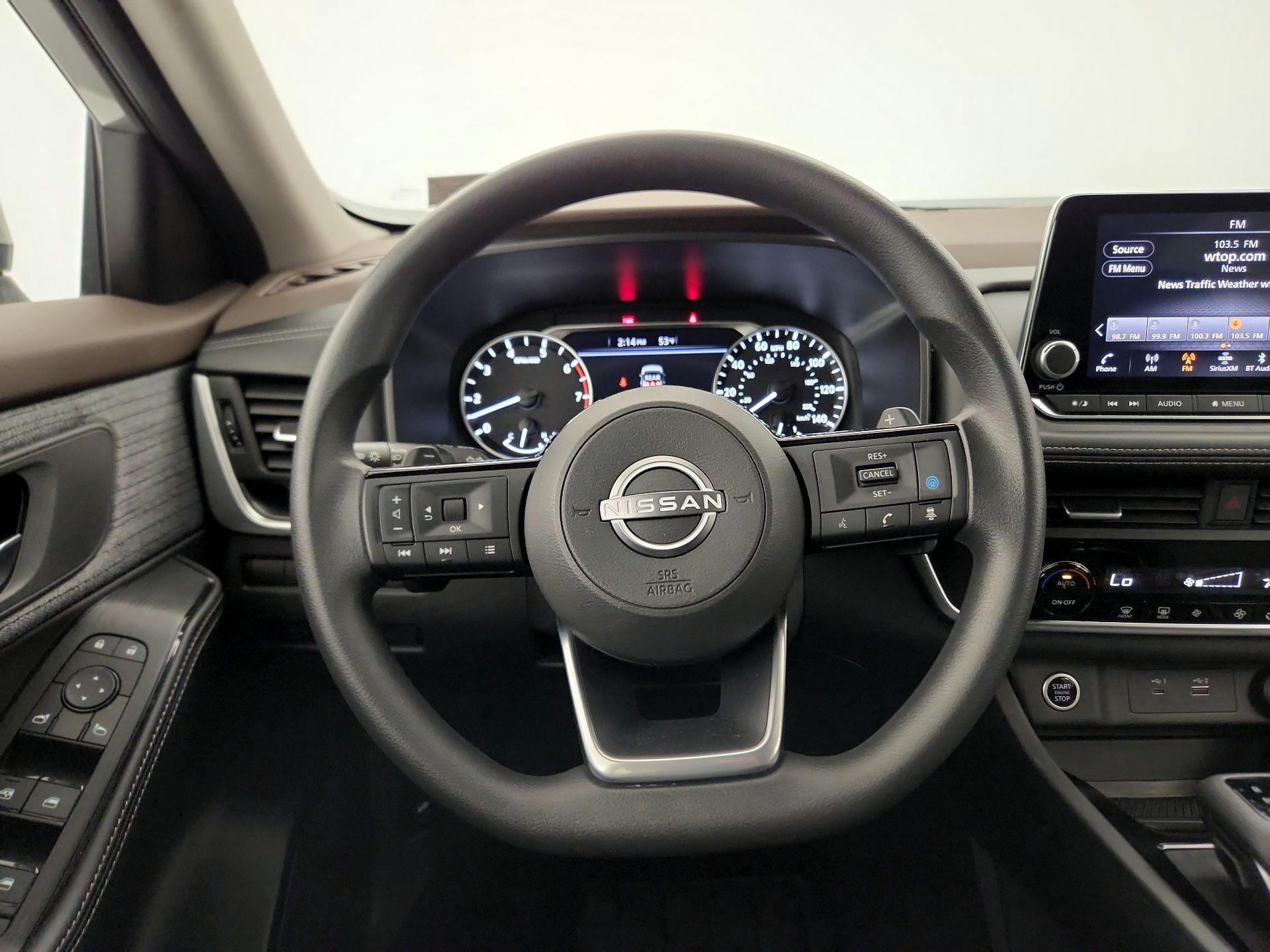 Thumbnail: 2023 Nissan Rogue - 10