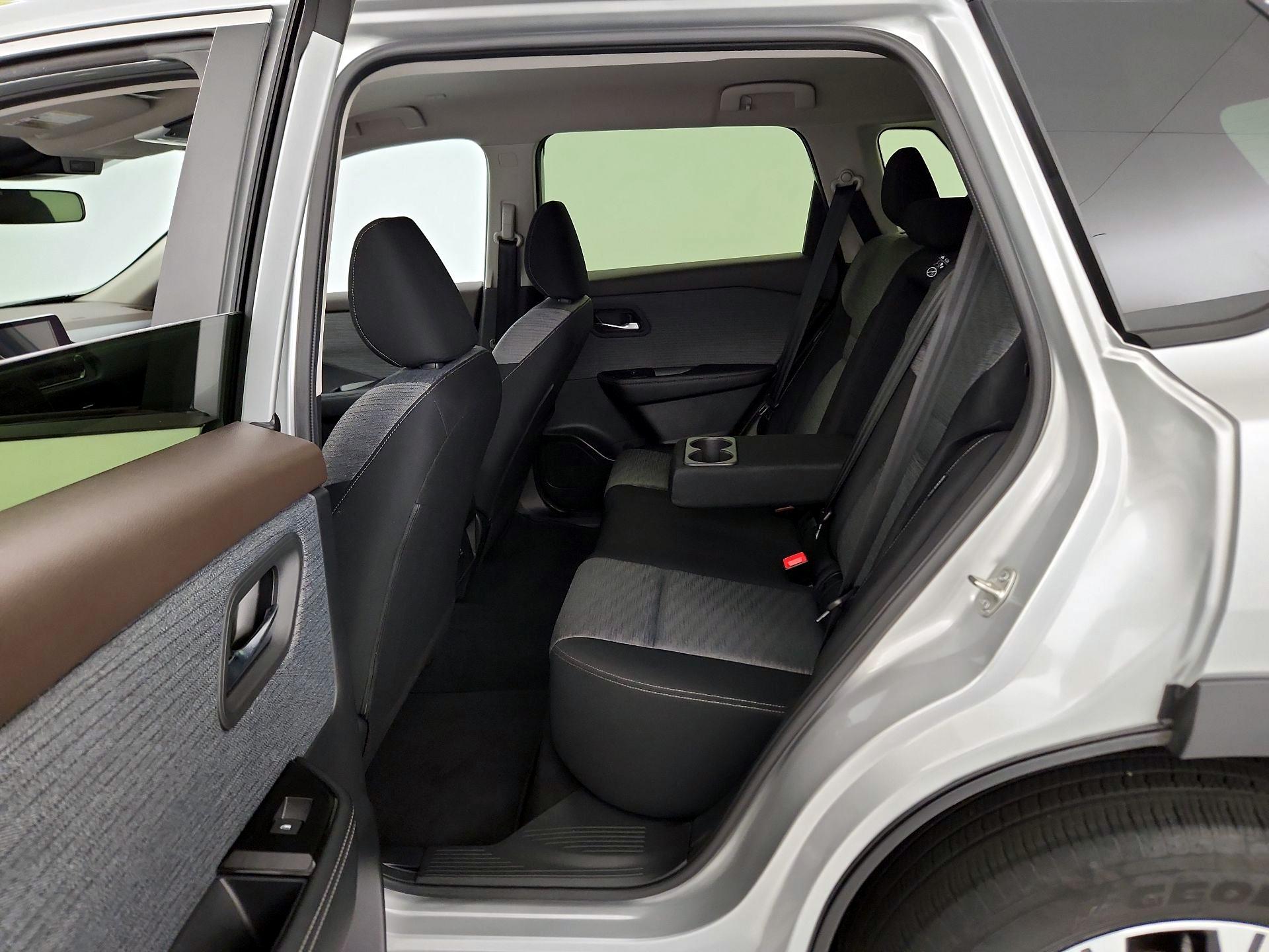 Thumbnail: 2023 Nissan Rogue - 19