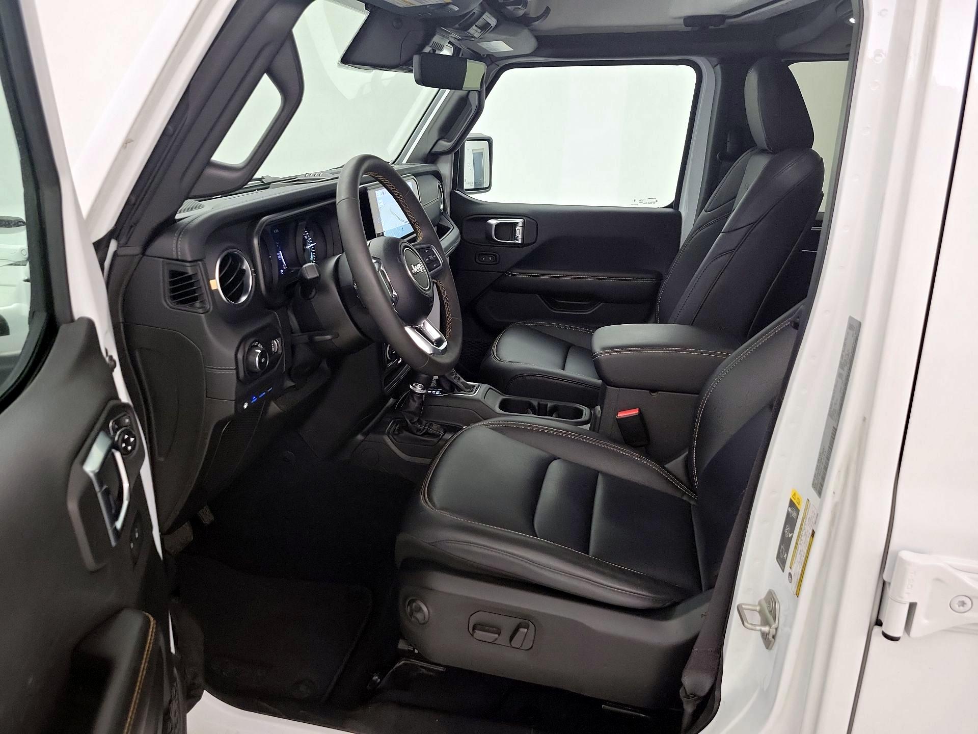 Thumbnail: 2024 Jeep Wrangler - 11