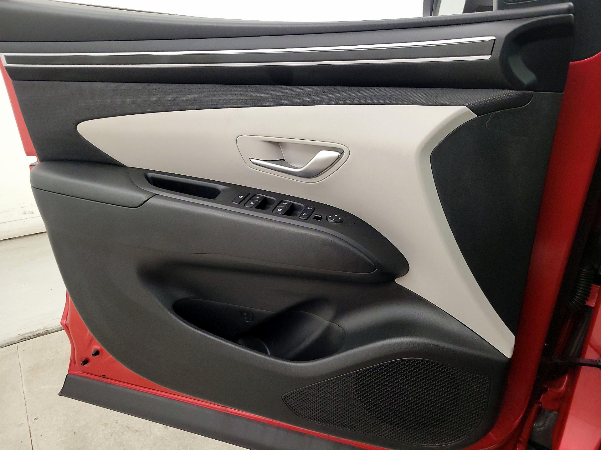 Thumbnail: 2023 Hyundai Tucson - 12