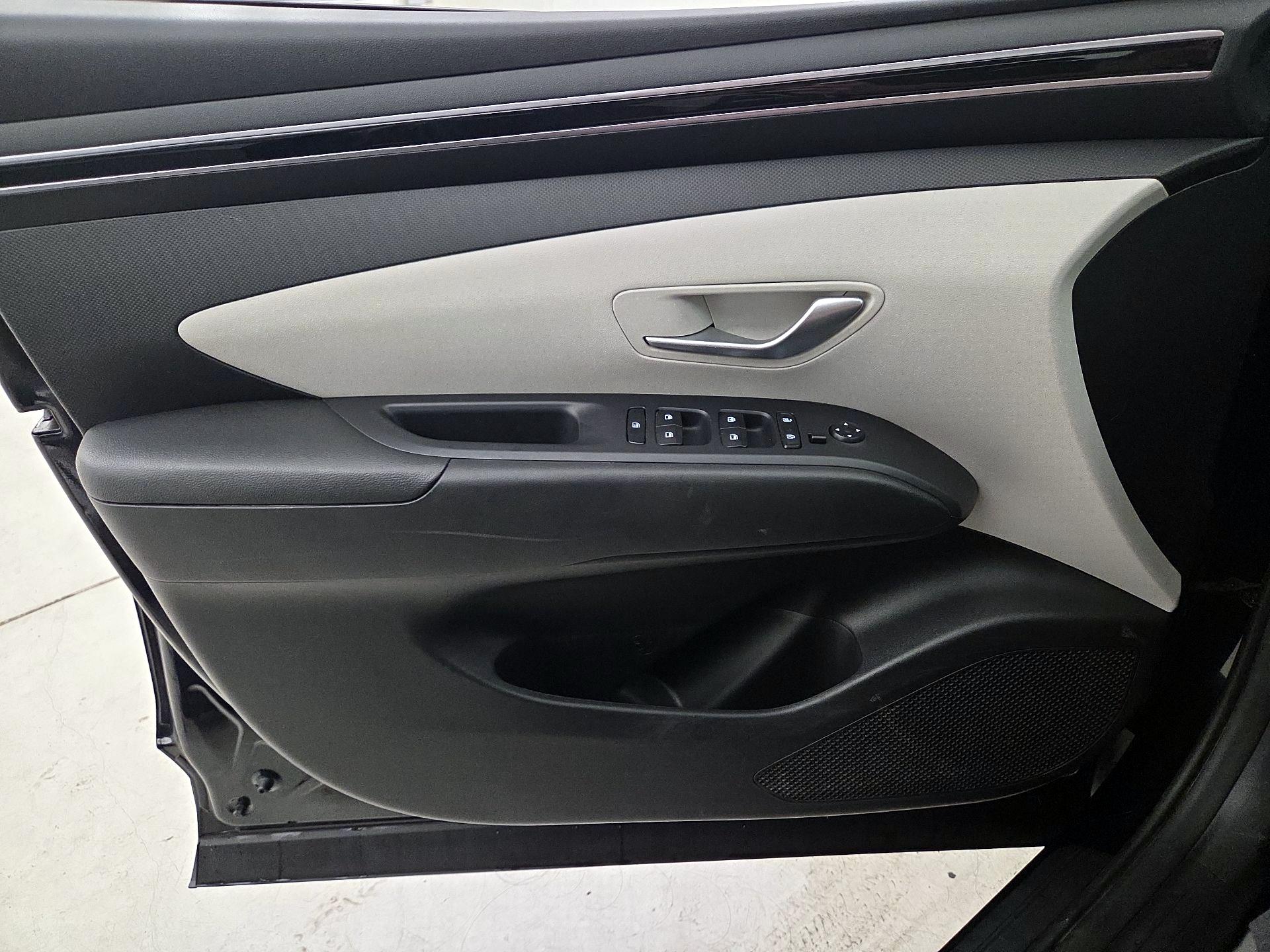 Thumbnail: 2023 Hyundai Tucson - 12