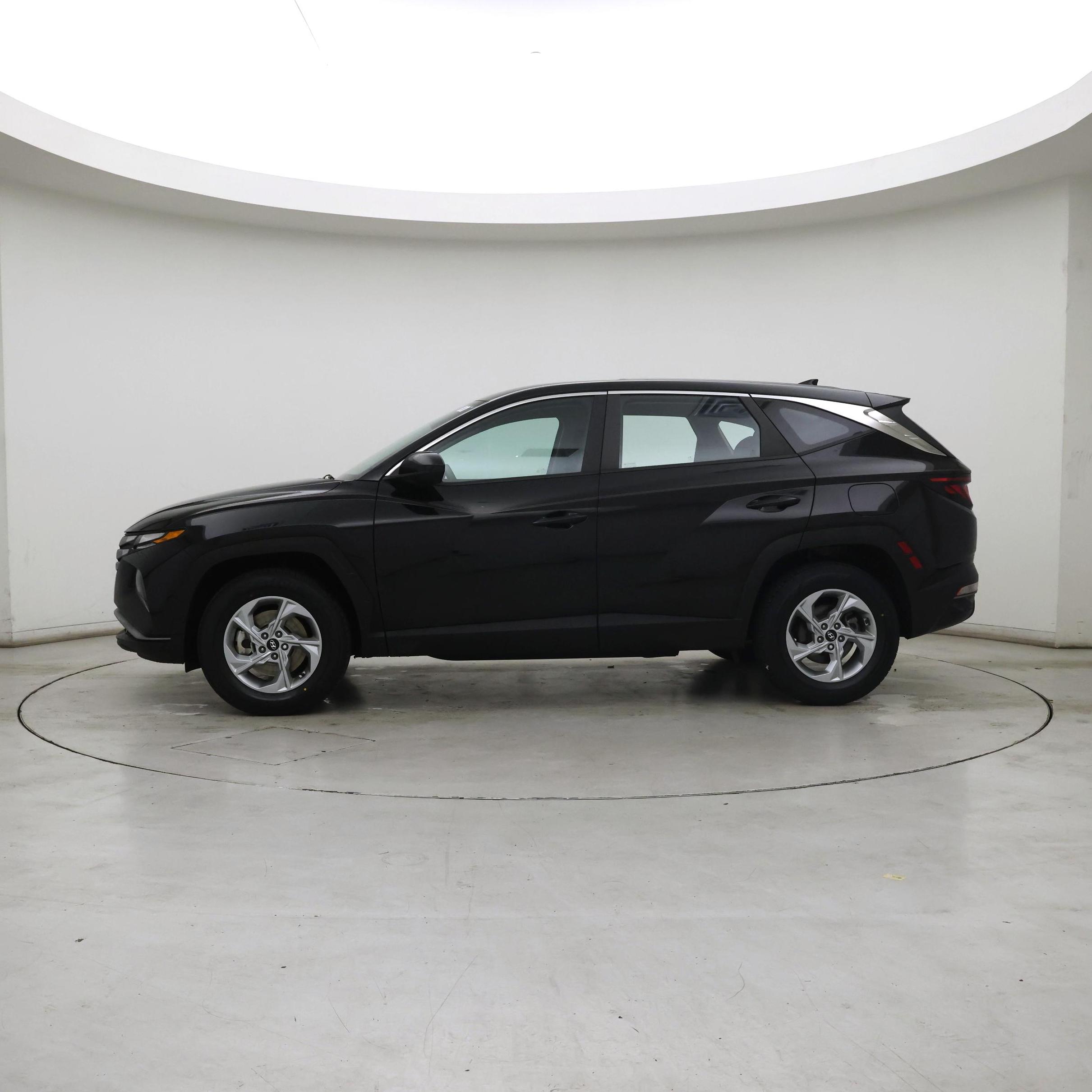 Thumbnail: 2023 Hyundai Tucson - 3