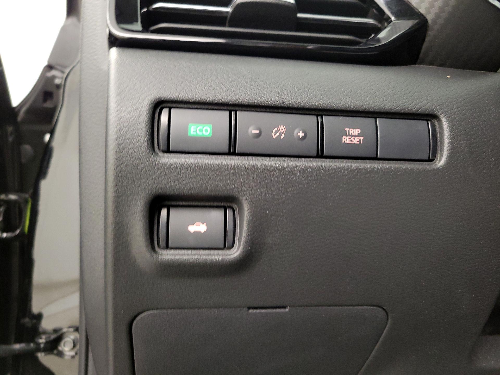 Thumbnail: 2022 Nissan Sentra - 13