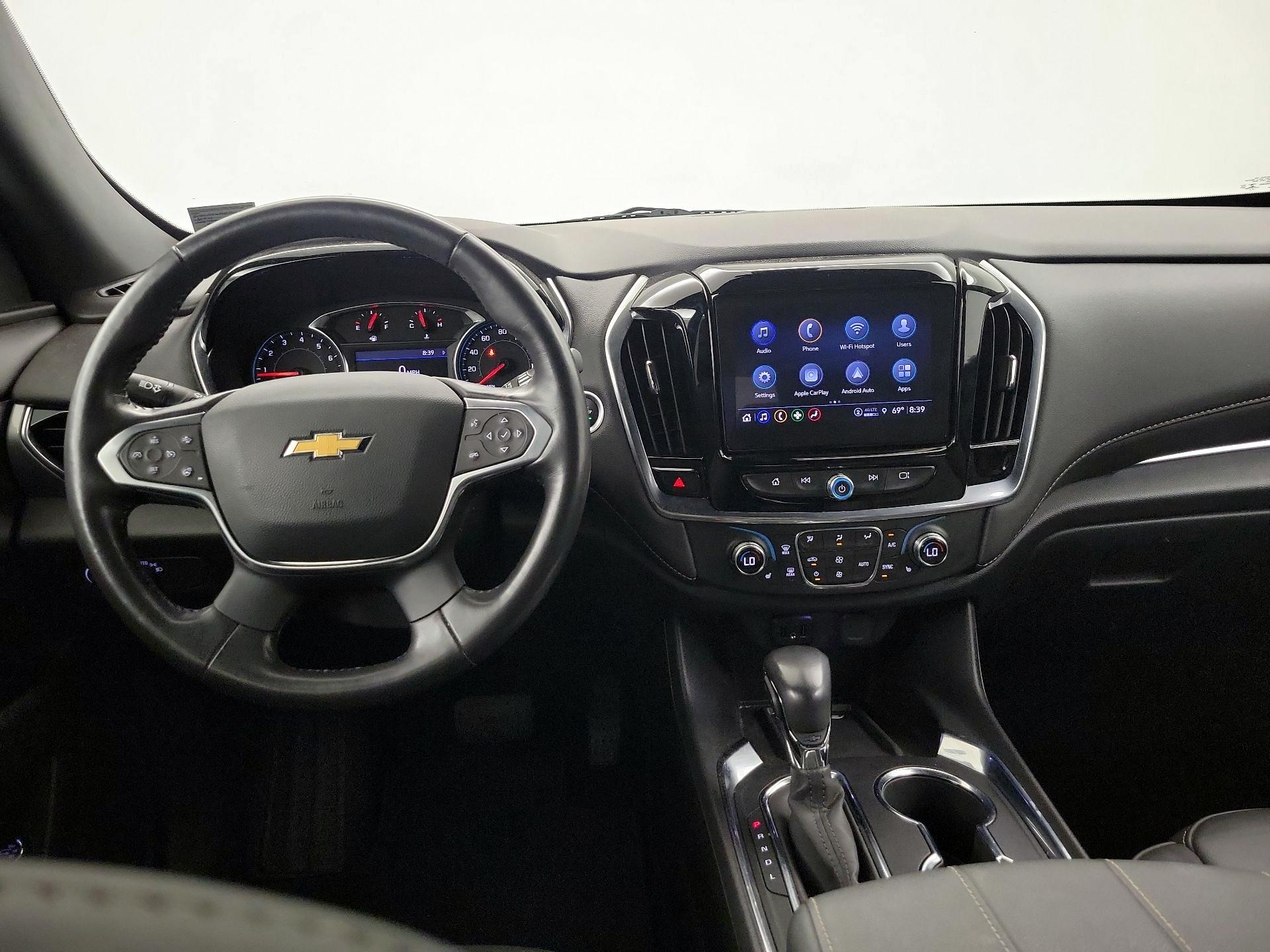 Thumbnail: 2022 Chevrolet Traverse - 9