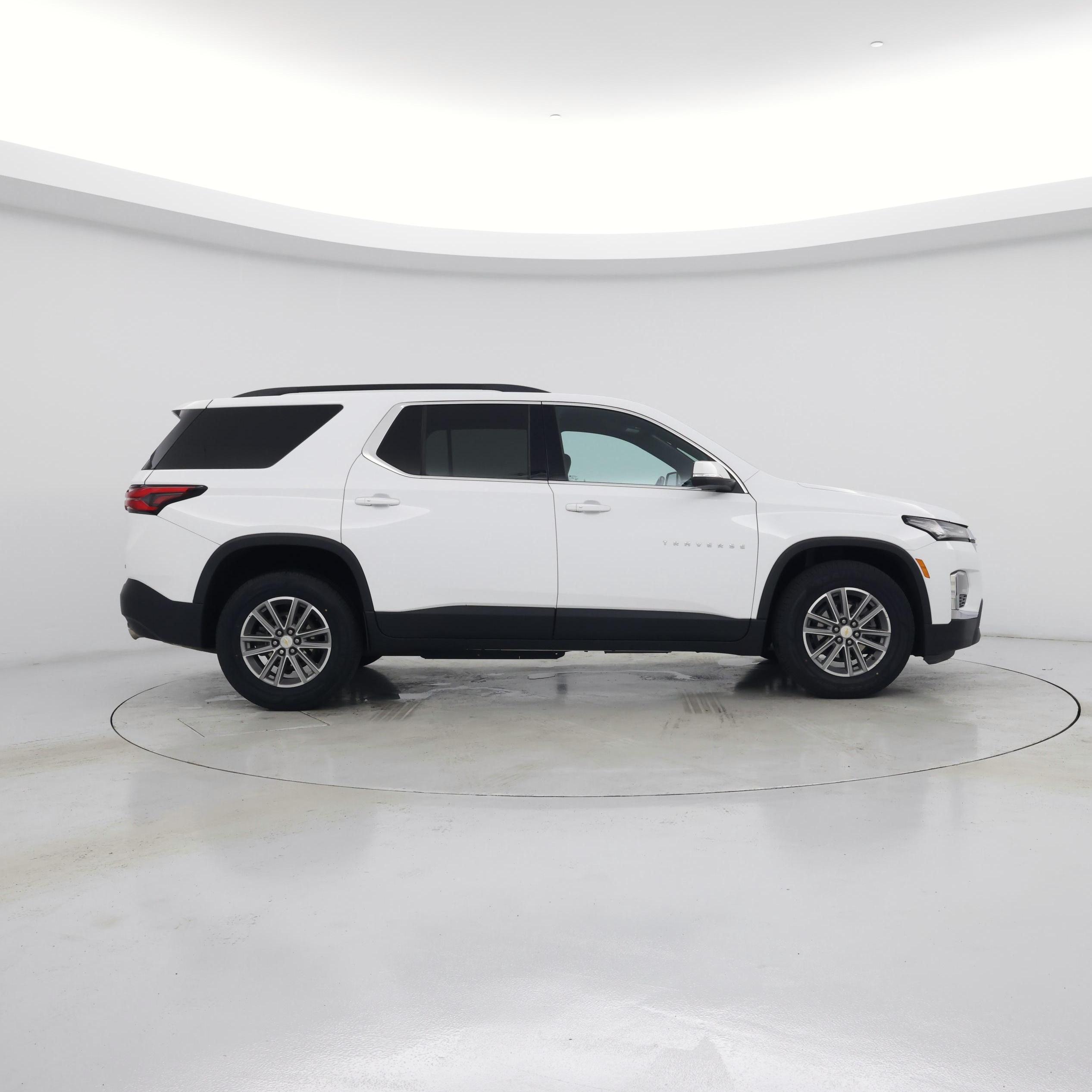 Thumbnail: 2022 Chevrolet Traverse - 7
