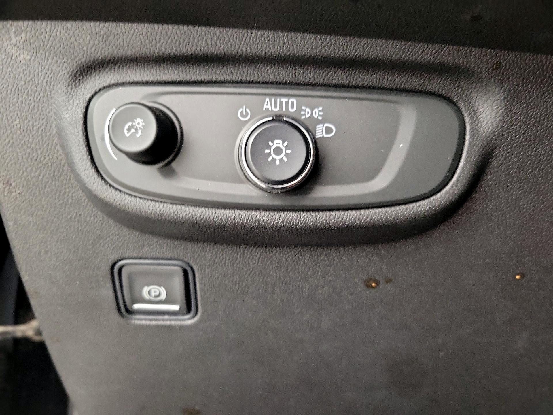 Thumbnail: 2022 GMC Terrain - 13