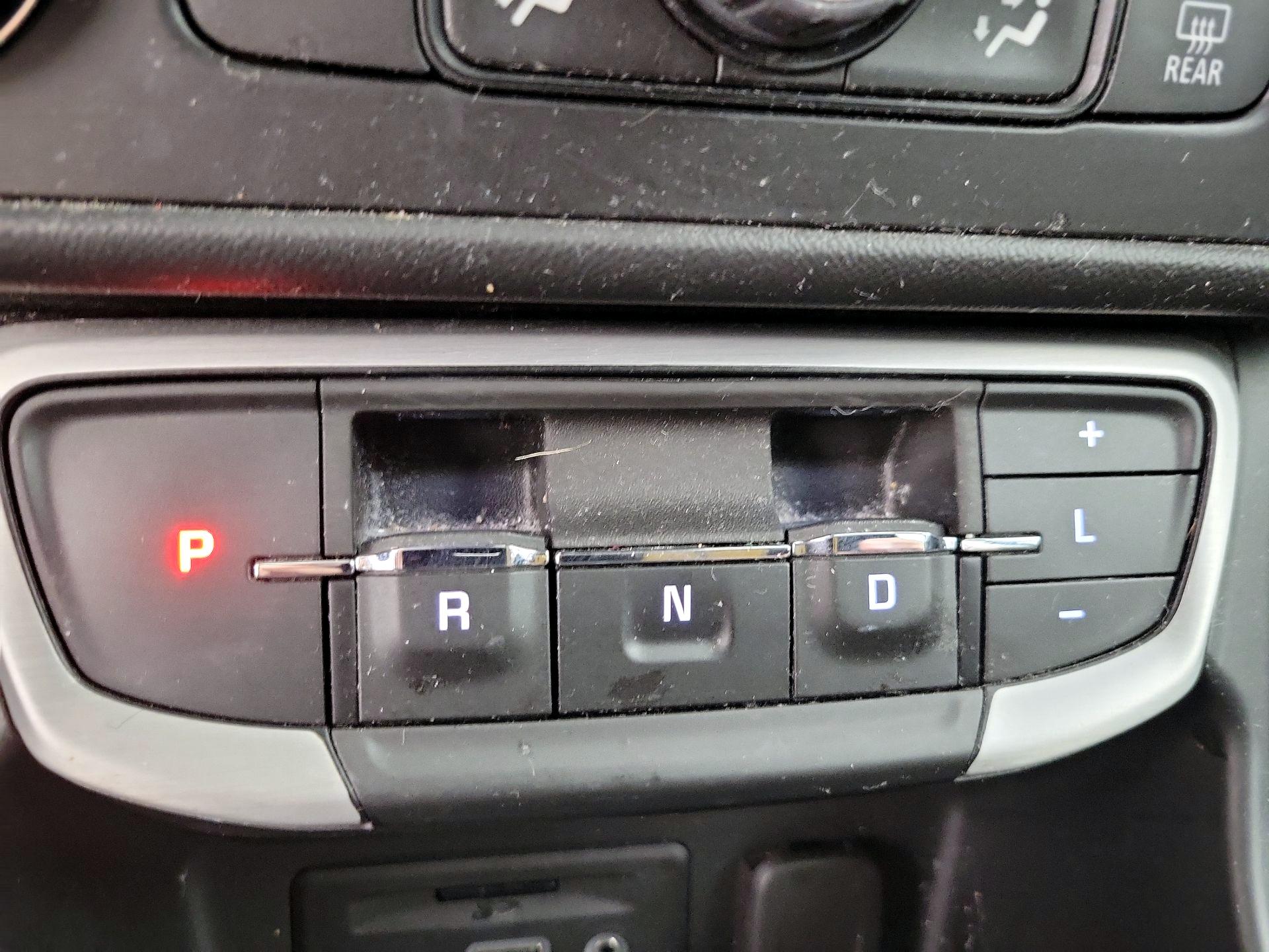 Thumbnail: 2022 GMC Terrain - 18