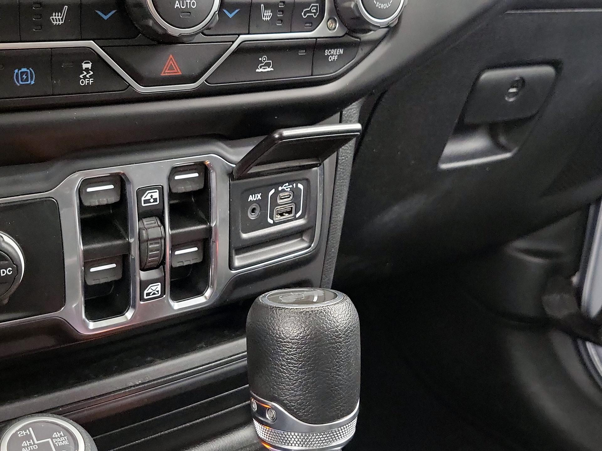 Thumbnail: 2023 Jeep Wrangler - 18