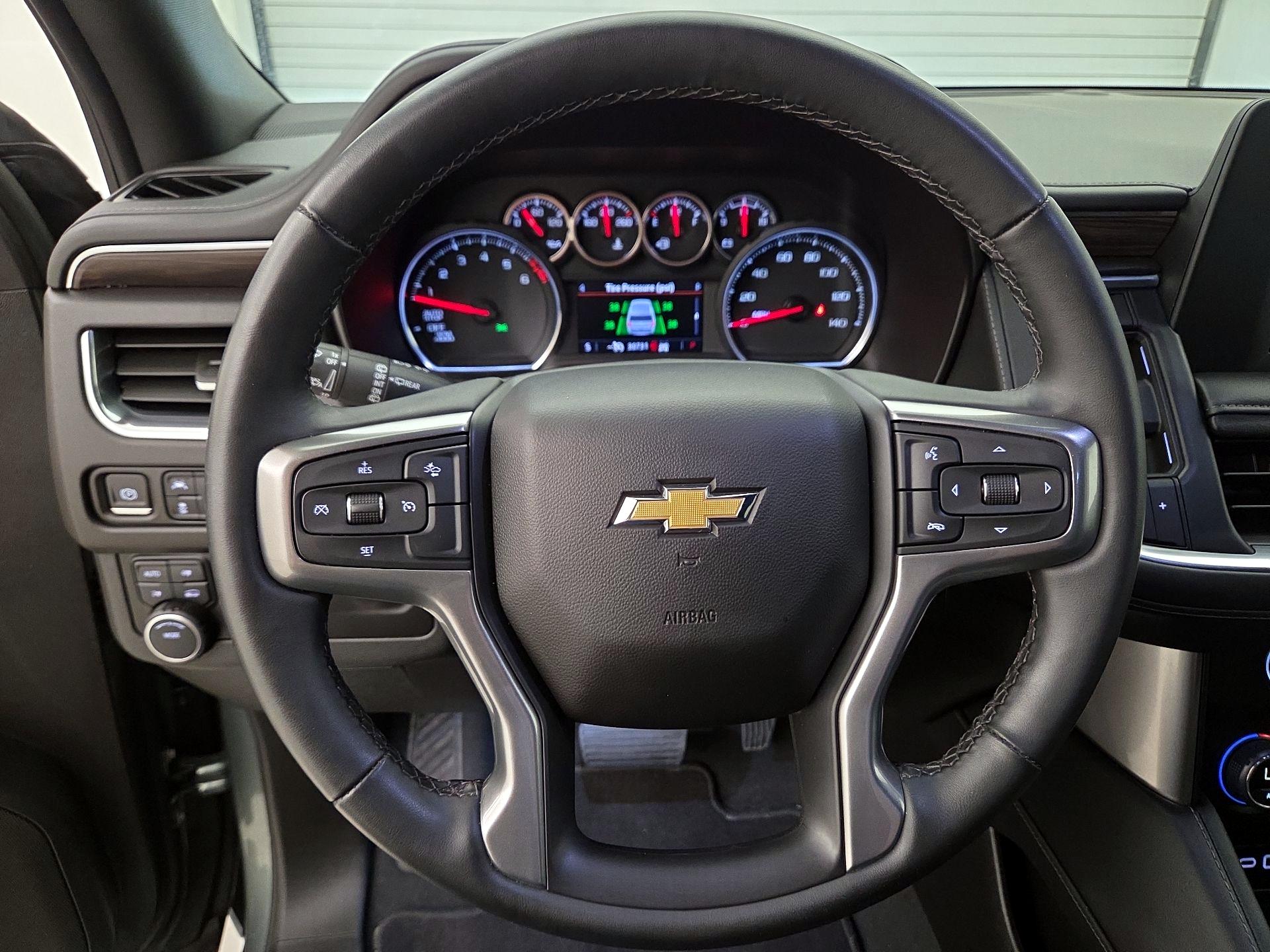 Thumbnail: 2023 Chevrolet Tahoe - 10