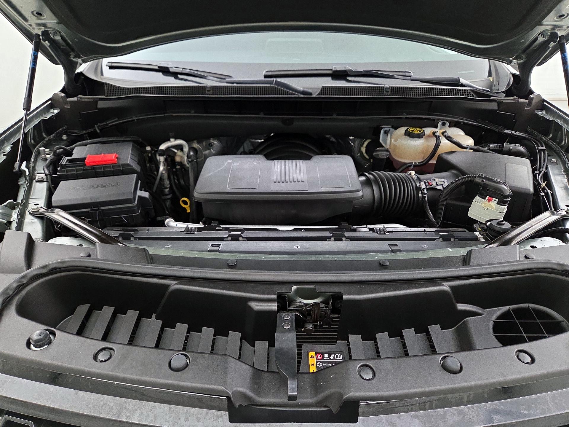 Thumbnail: 2023 Chevrolet Tahoe - 20