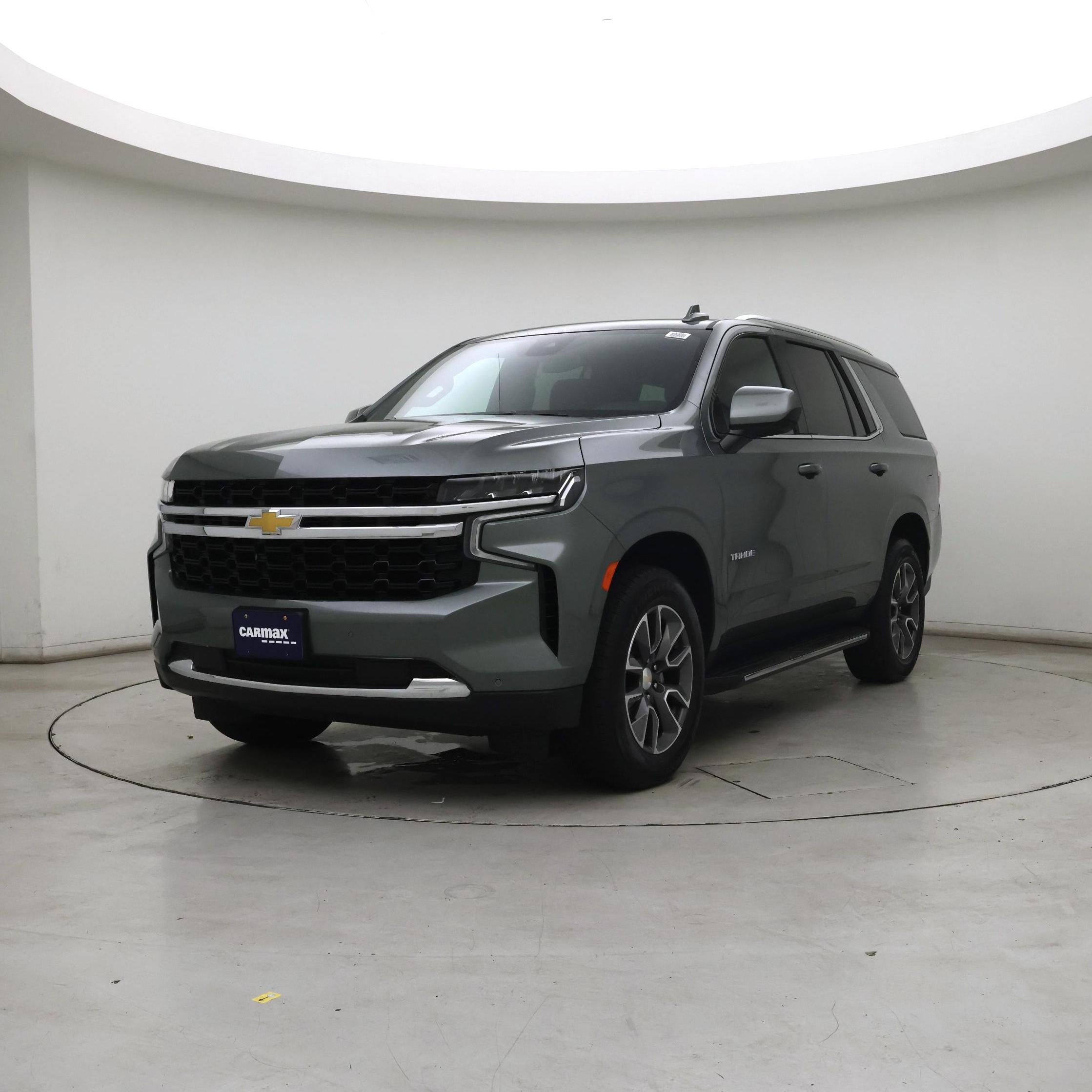 Thumbnail: 2023 Chevrolet Tahoe - 4