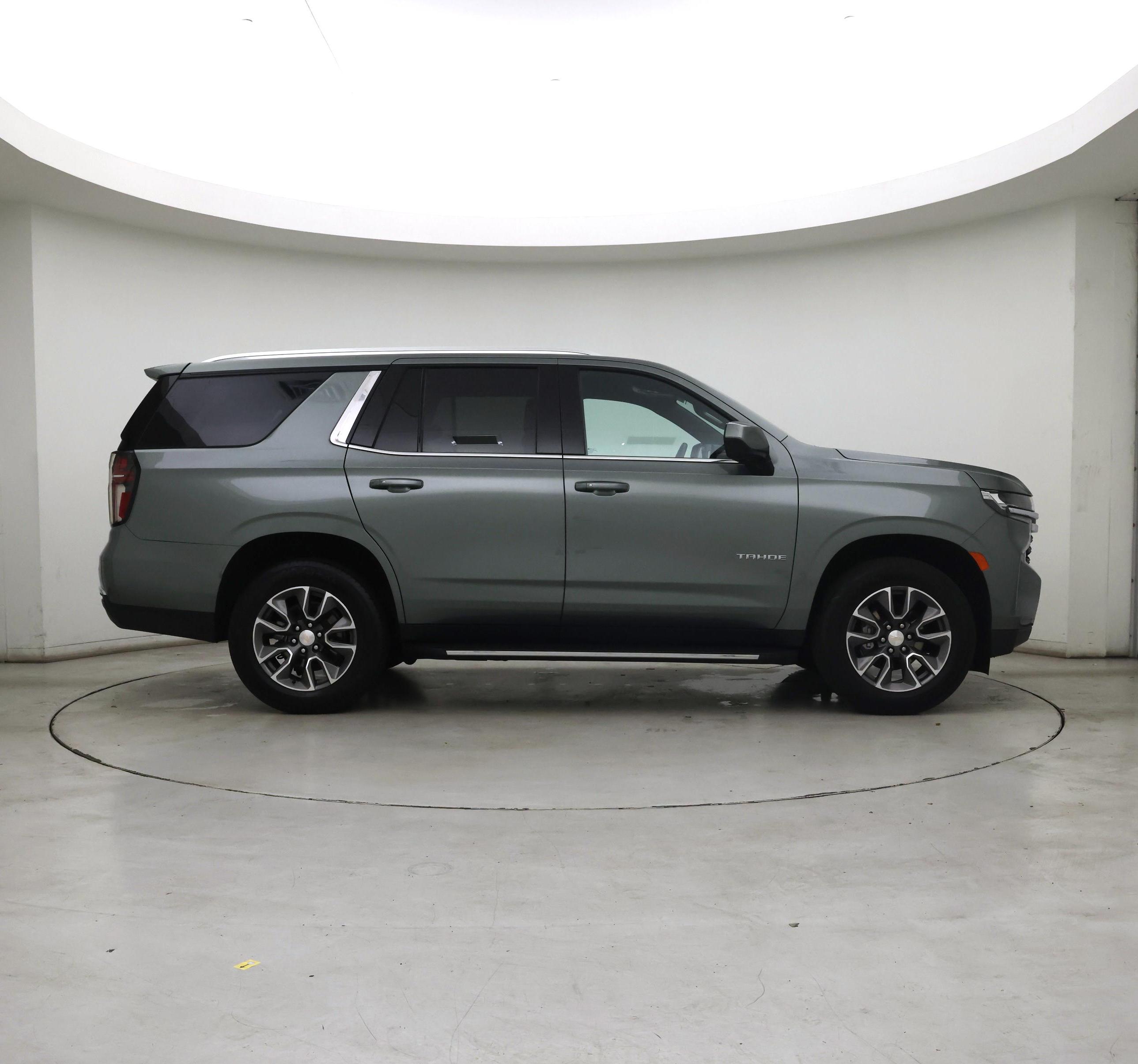 Thumbnail: 2023 Chevrolet Tahoe - 7