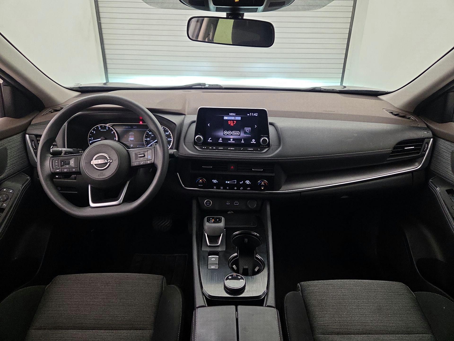 Thumbnail: 2023 Nissan Rogue - 9