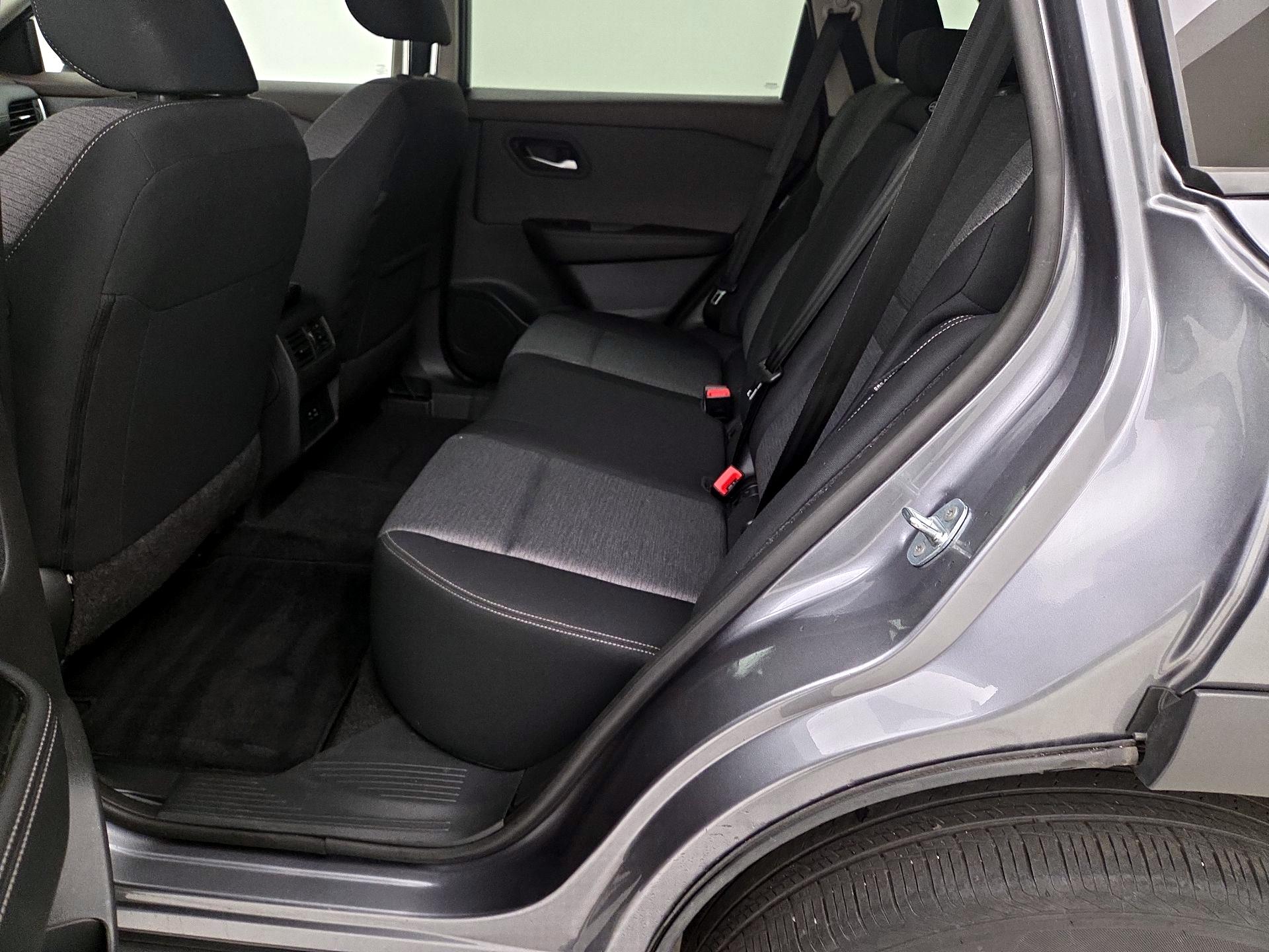 Thumbnail: 2023 Nissan Rogue - 19