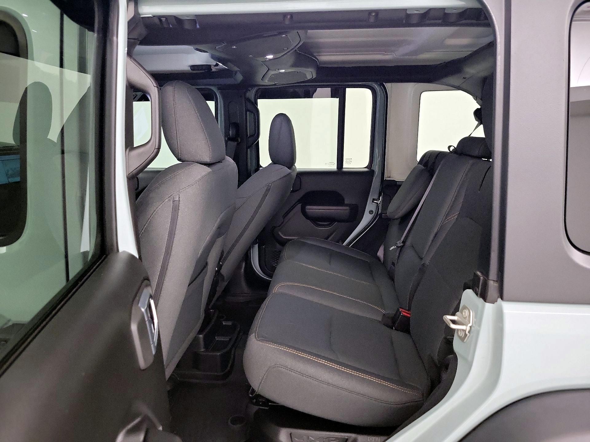 Thumbnail: 2024 Jeep Wrangler - 19