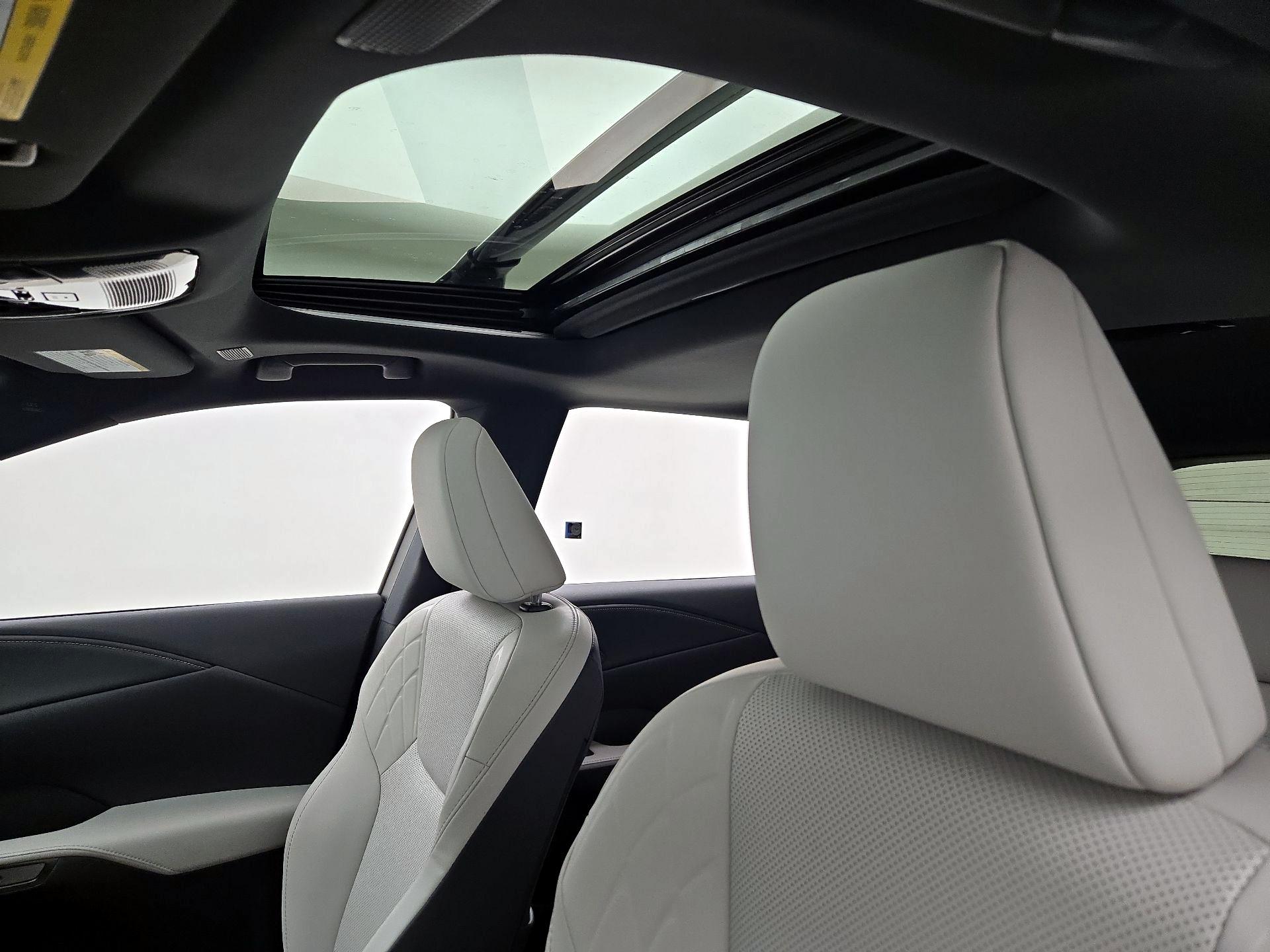 Thumbnail: 2025 Lexus RX - 18