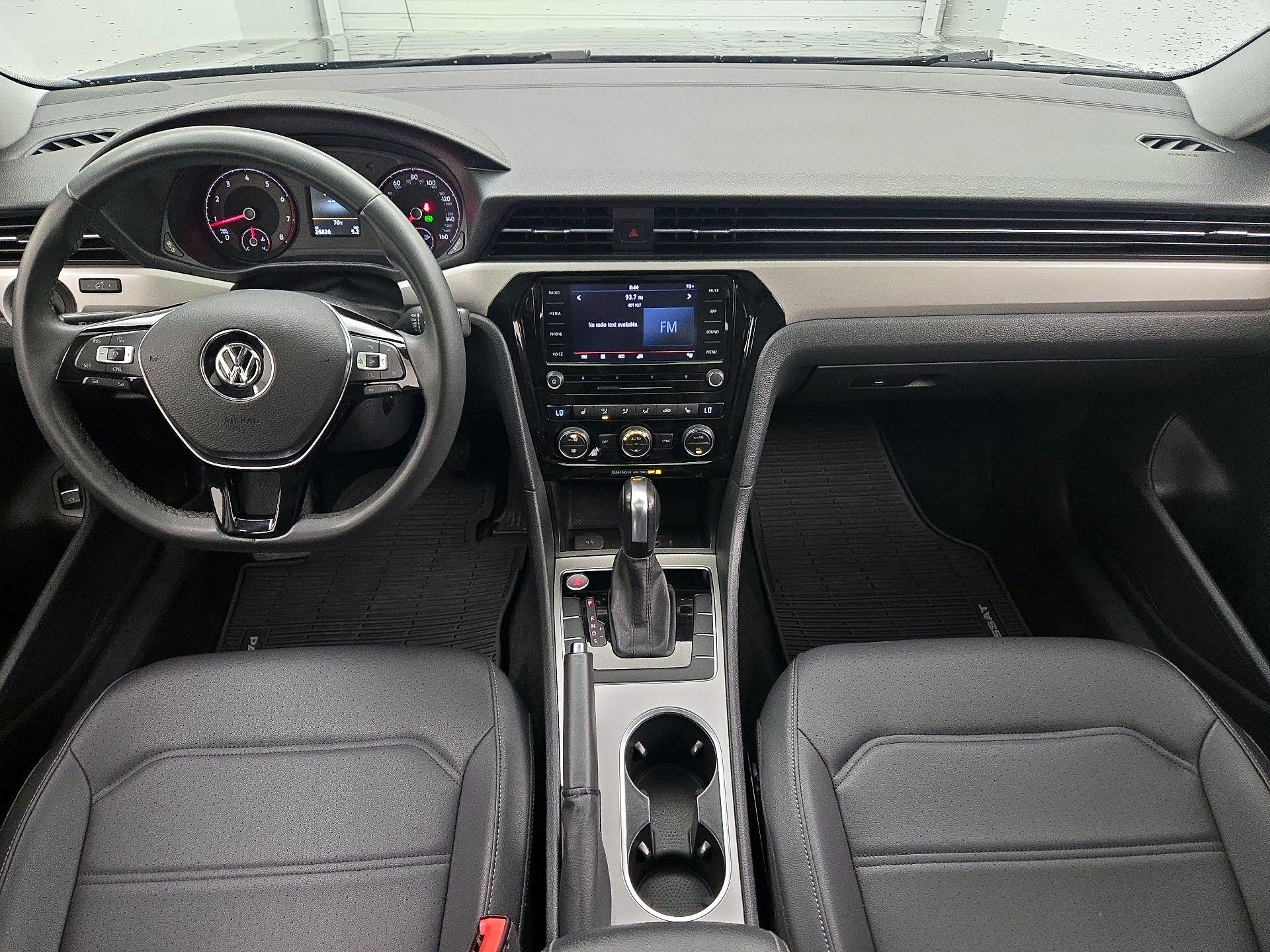 Thumbnail: 2022 Volkswagen Passat - 9