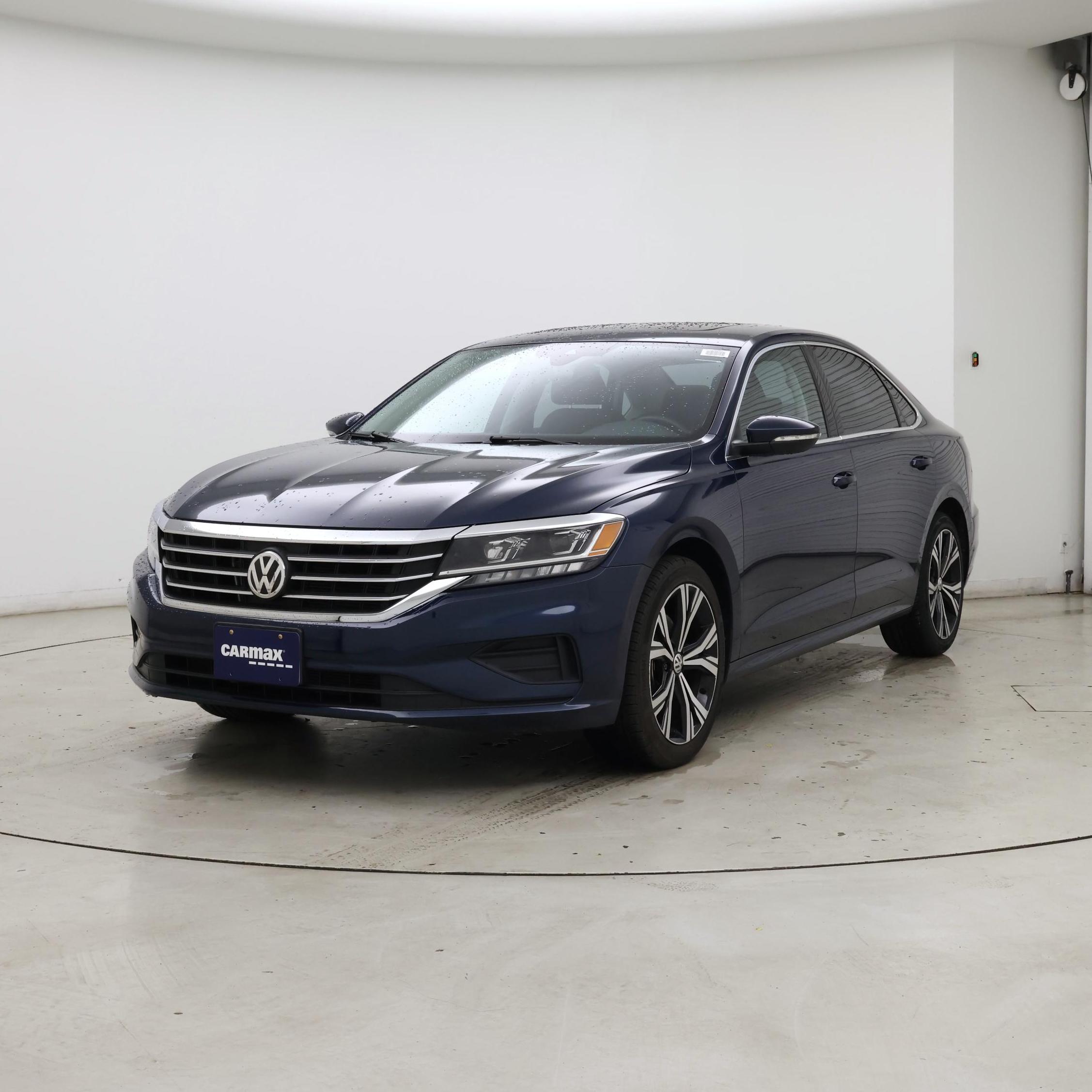 Thumbnail: 2022 Volkswagen Passat - 4