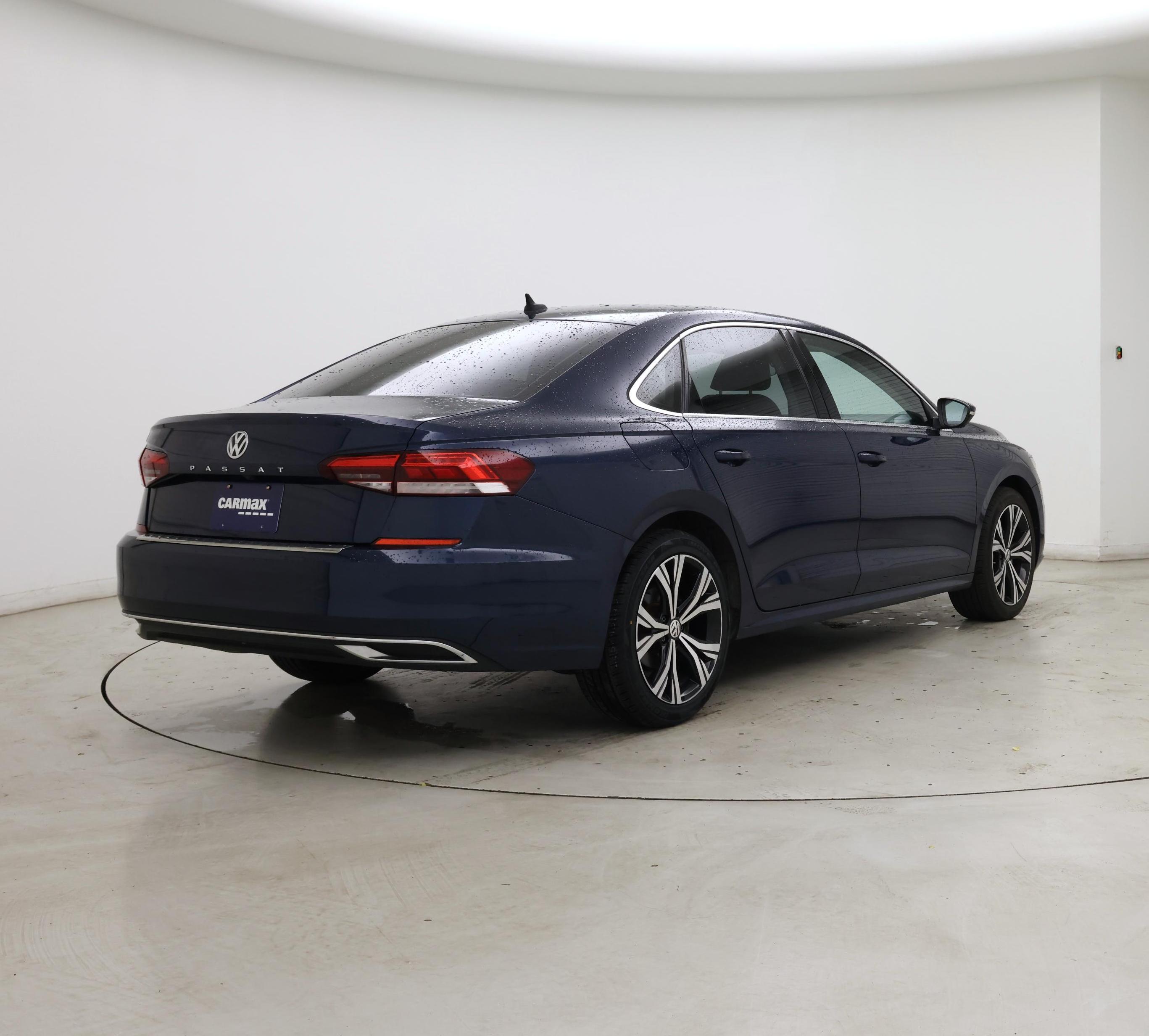 Thumbnail: 2022 Volkswagen Passat - 8