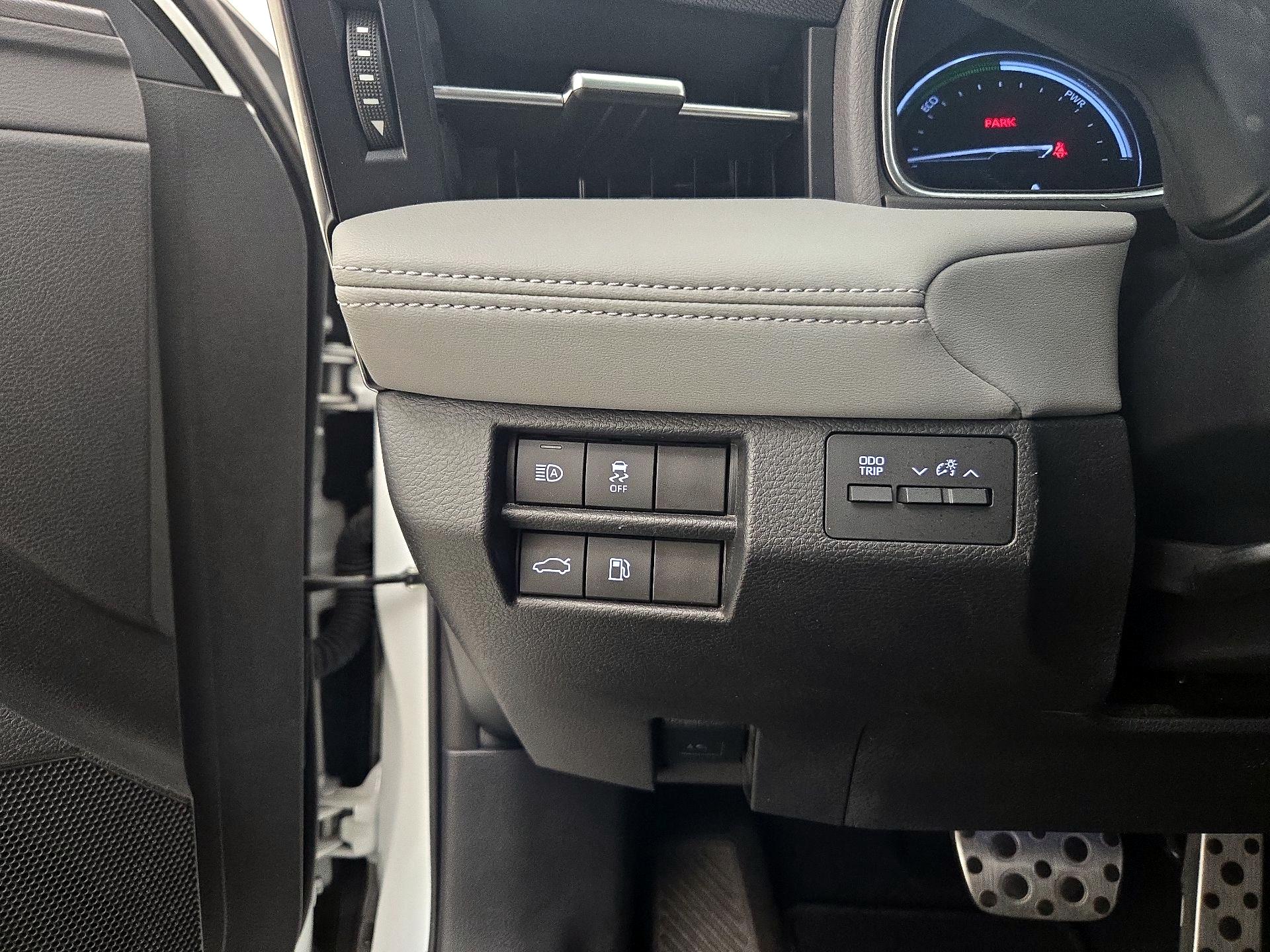 Thumbnail: 2019 Toyota Avalon - 13