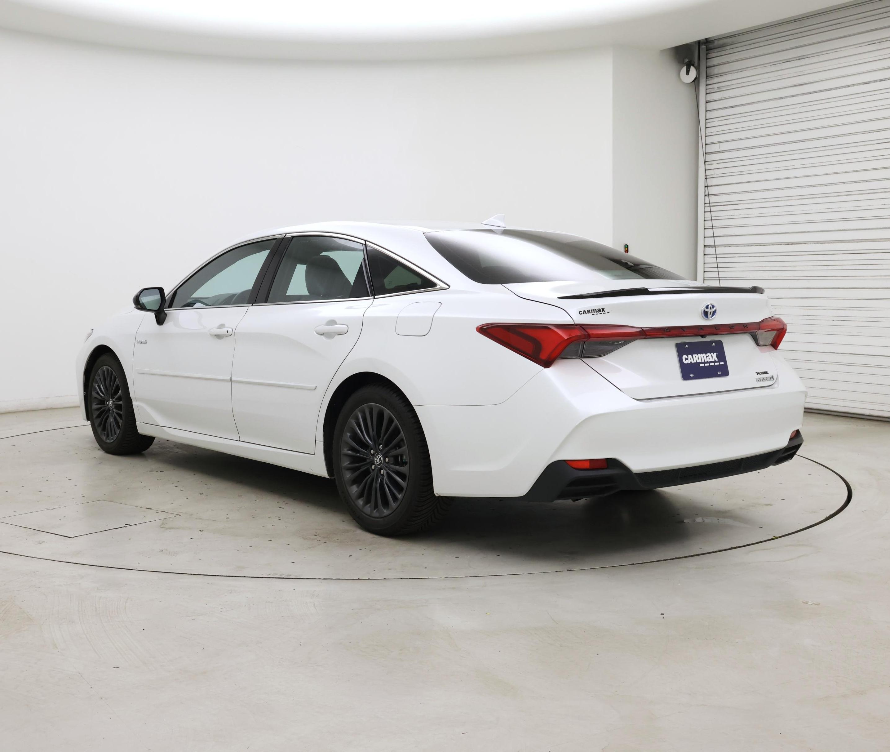 Thumbnail: 2019 Toyota Avalon - 2