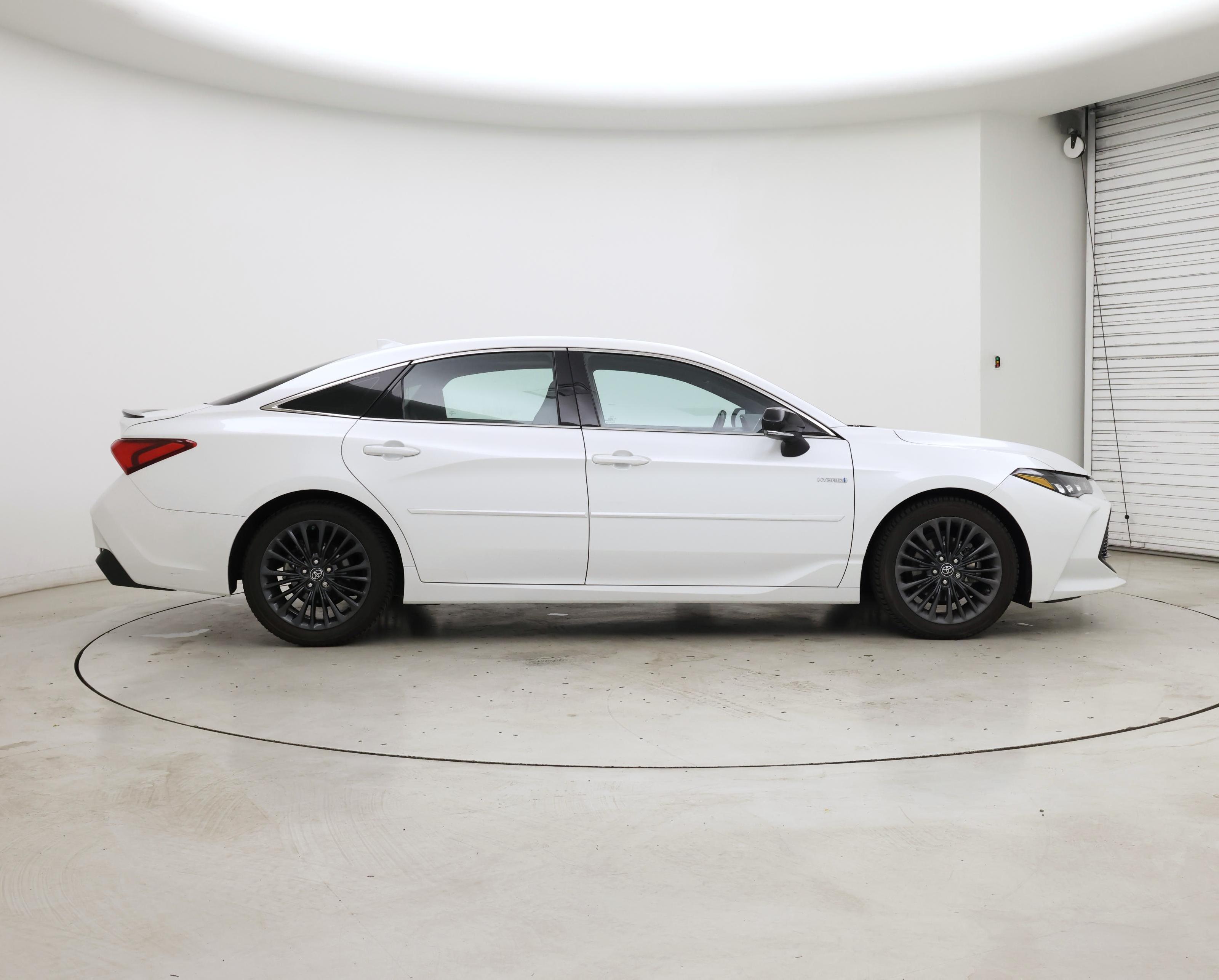 Thumbnail: 2019 Toyota Avalon - 7