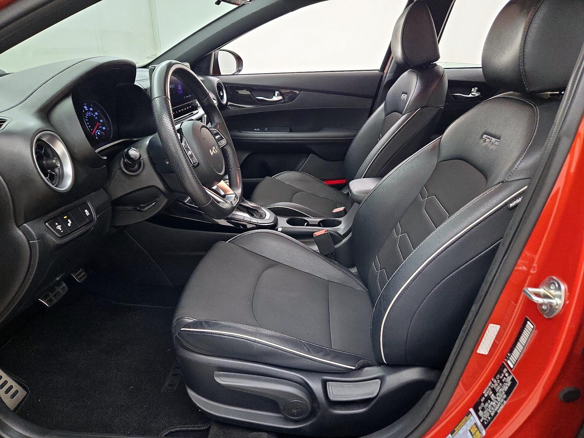 Thumbnail: 2023 Kia Forte - 11