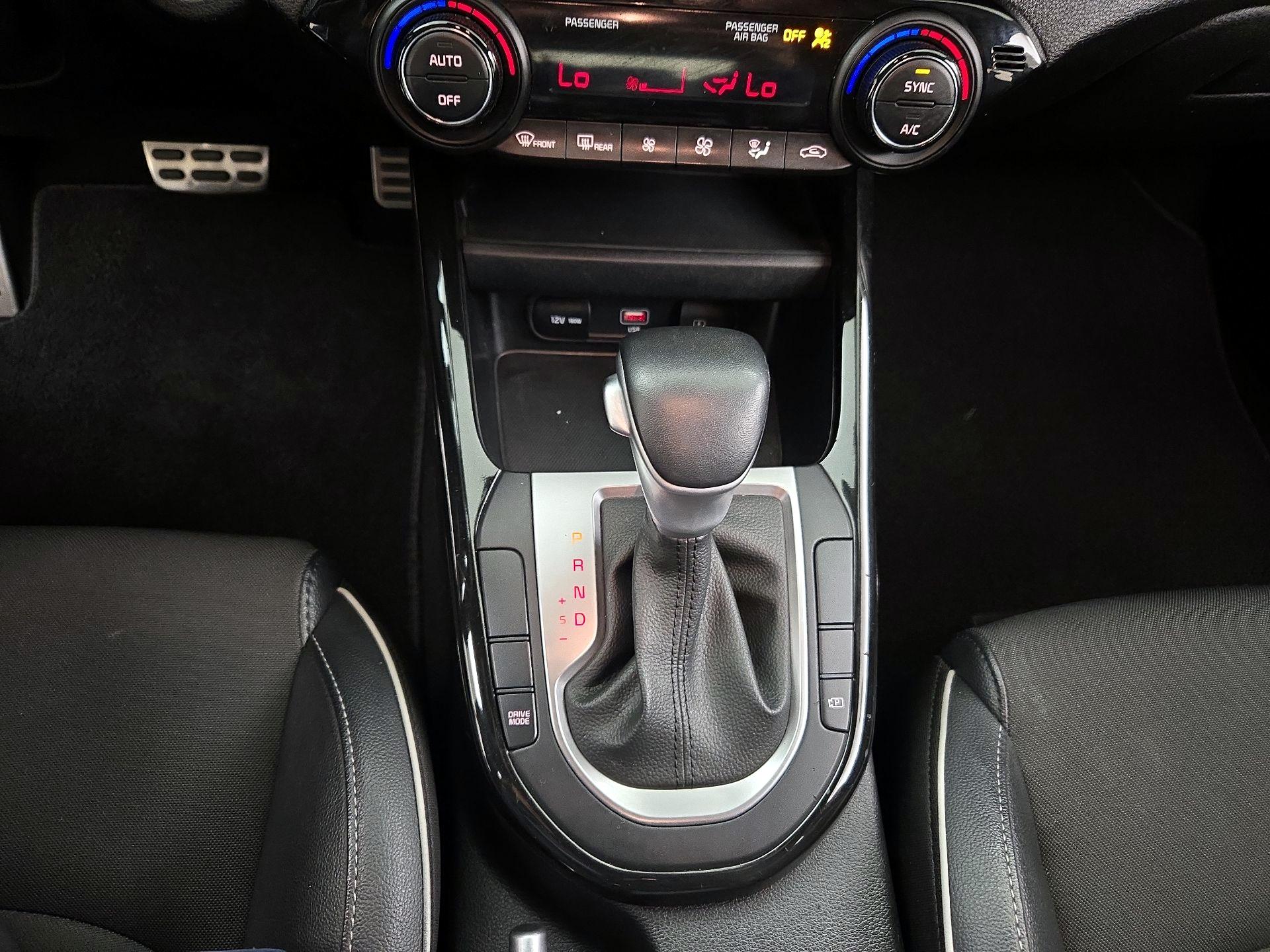 Thumbnail: 2023 Kia Forte - 17