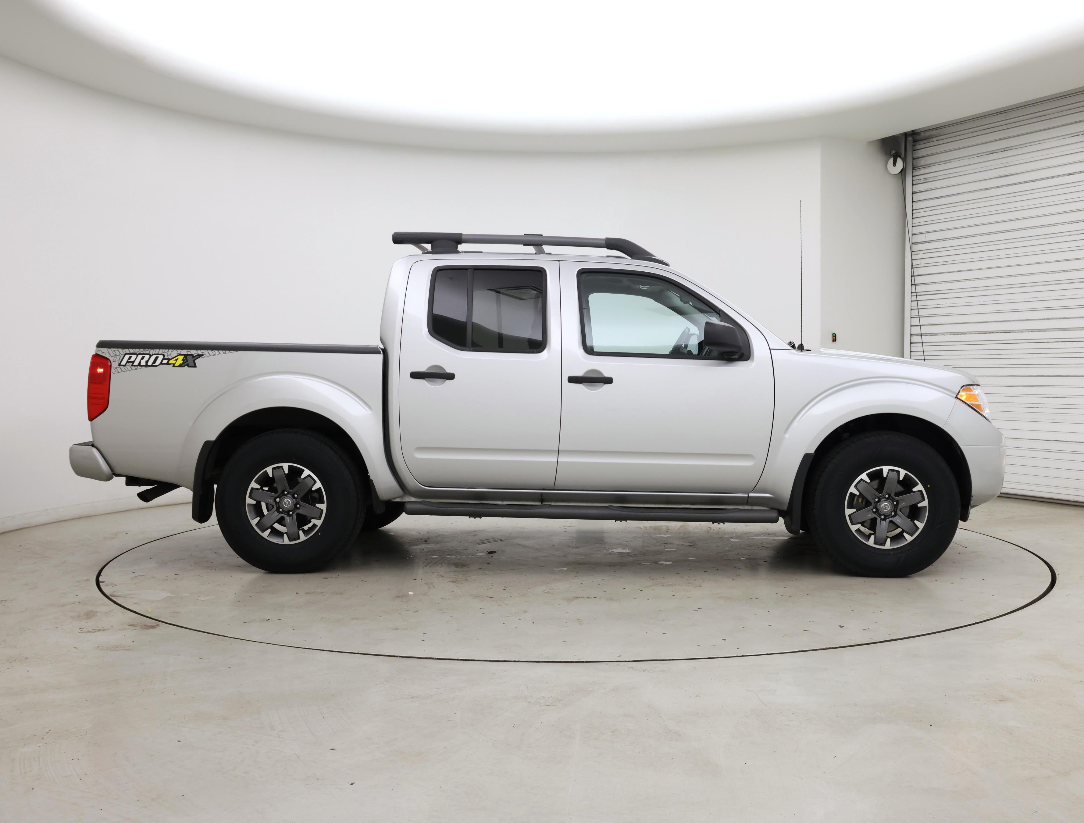 Thumbnail: 2020 Nissan Frontier - 7