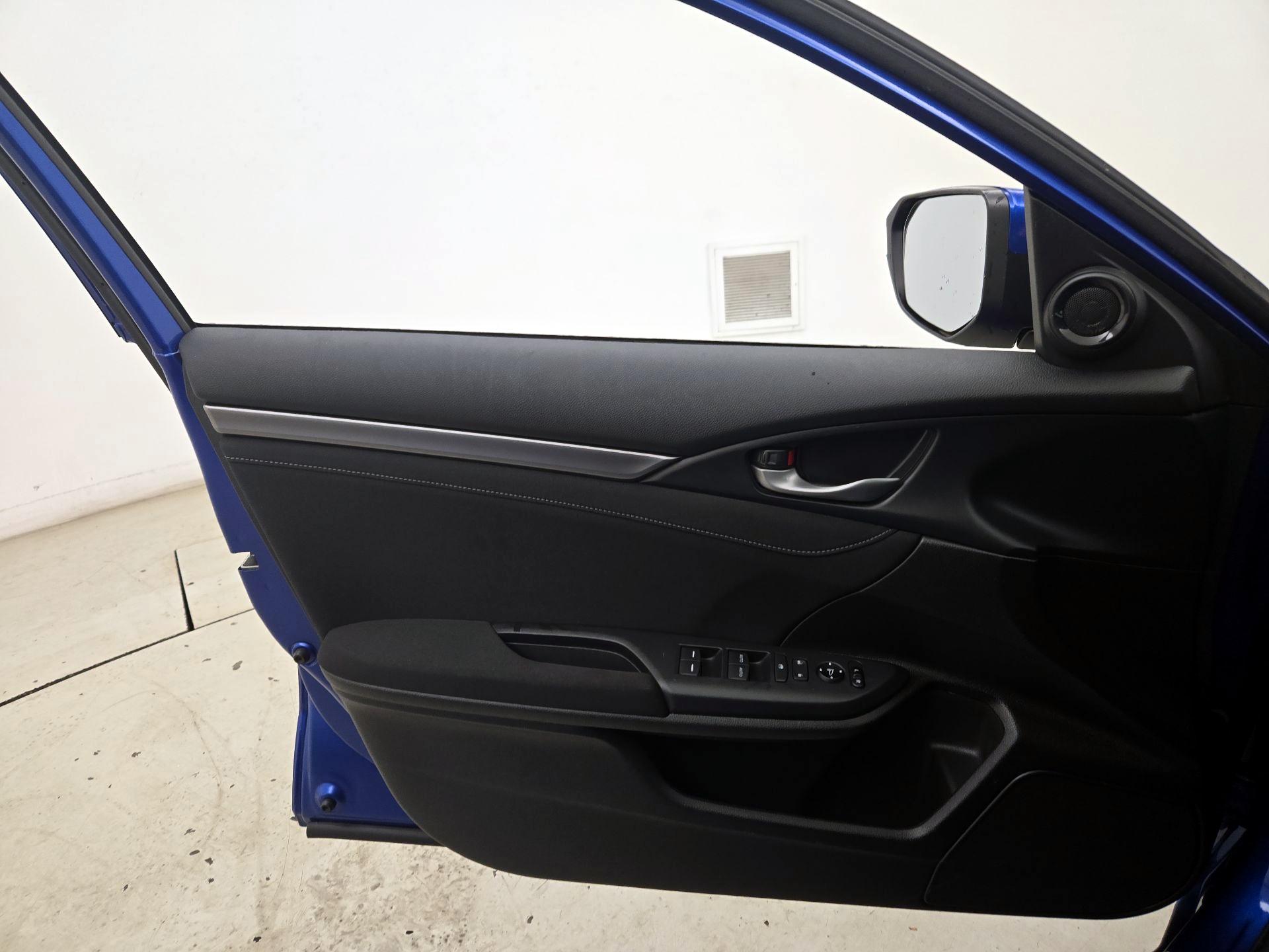 Thumbnail: 2020 Honda Civic - 12