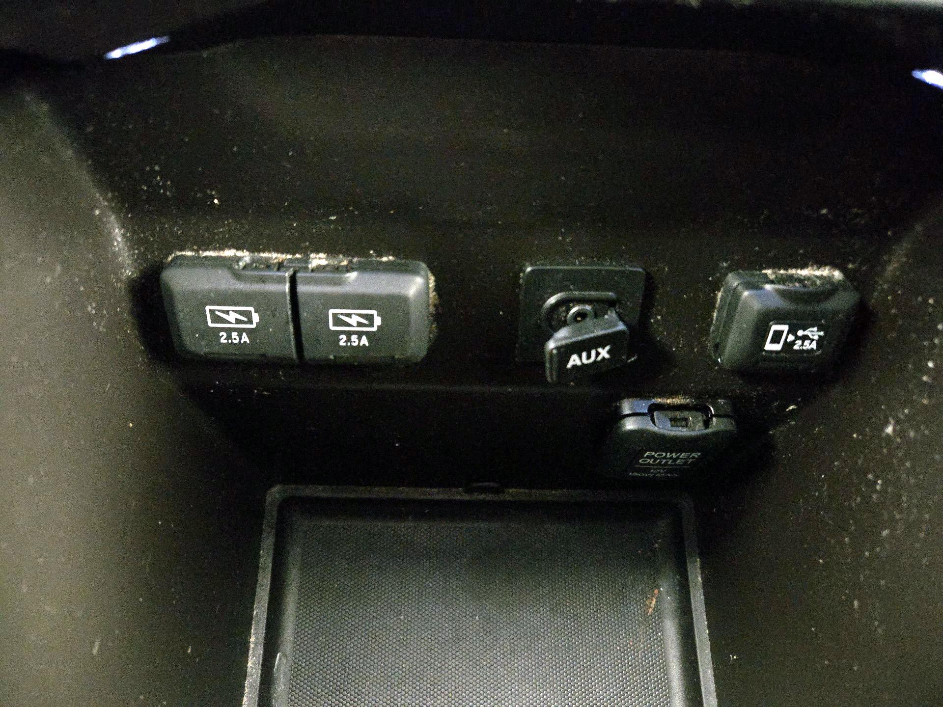 Thumbnail: 2020 Acura MDX - 19