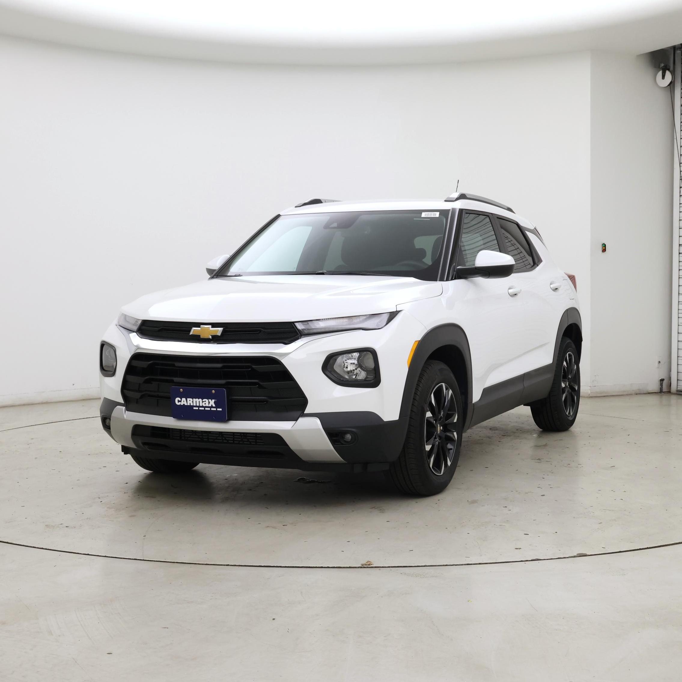 Thumbnail: 2023 Chevrolet TrailBlazer - 4
