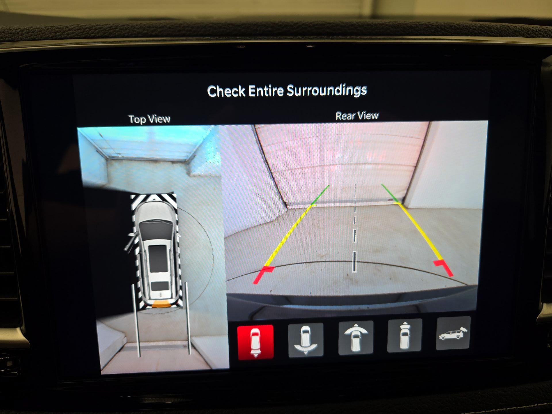 Thumbnail: 2025 Chrysler Pacifica - 13