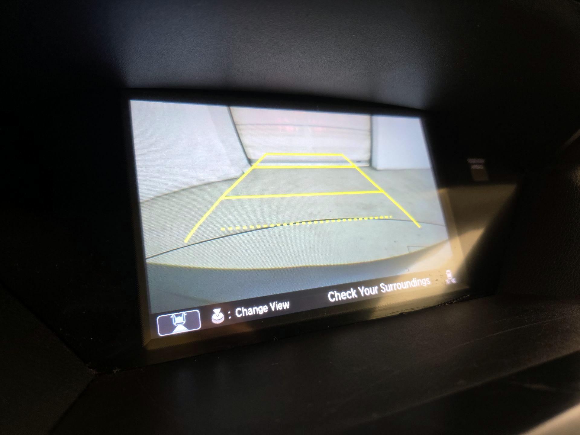 Thumbnail: 2017 Acura MDX - 15