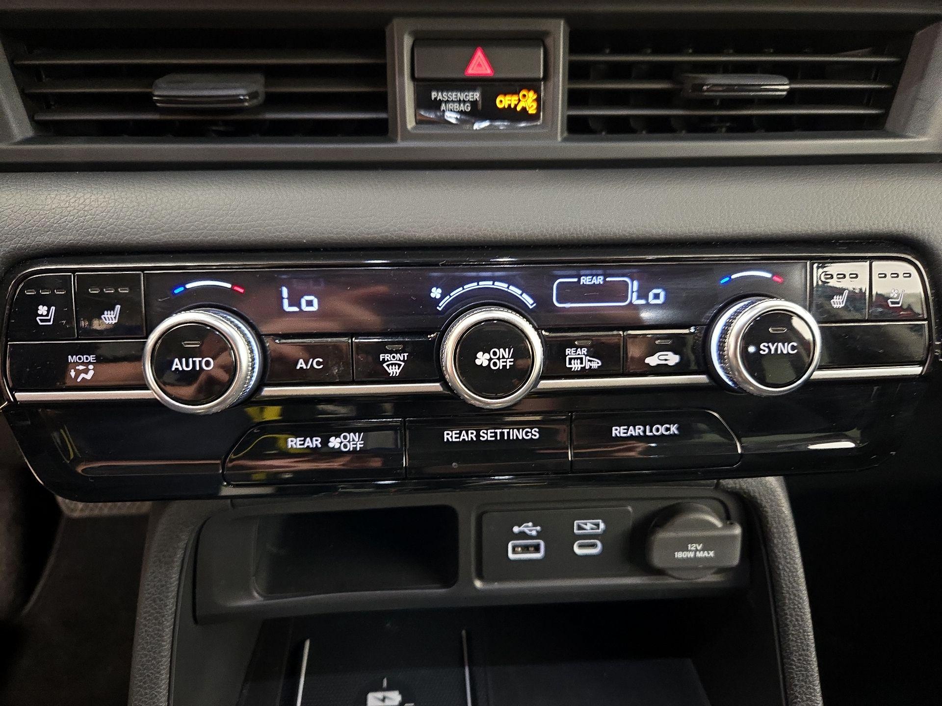 Thumbnail: 2024 Honda Pilot - 15