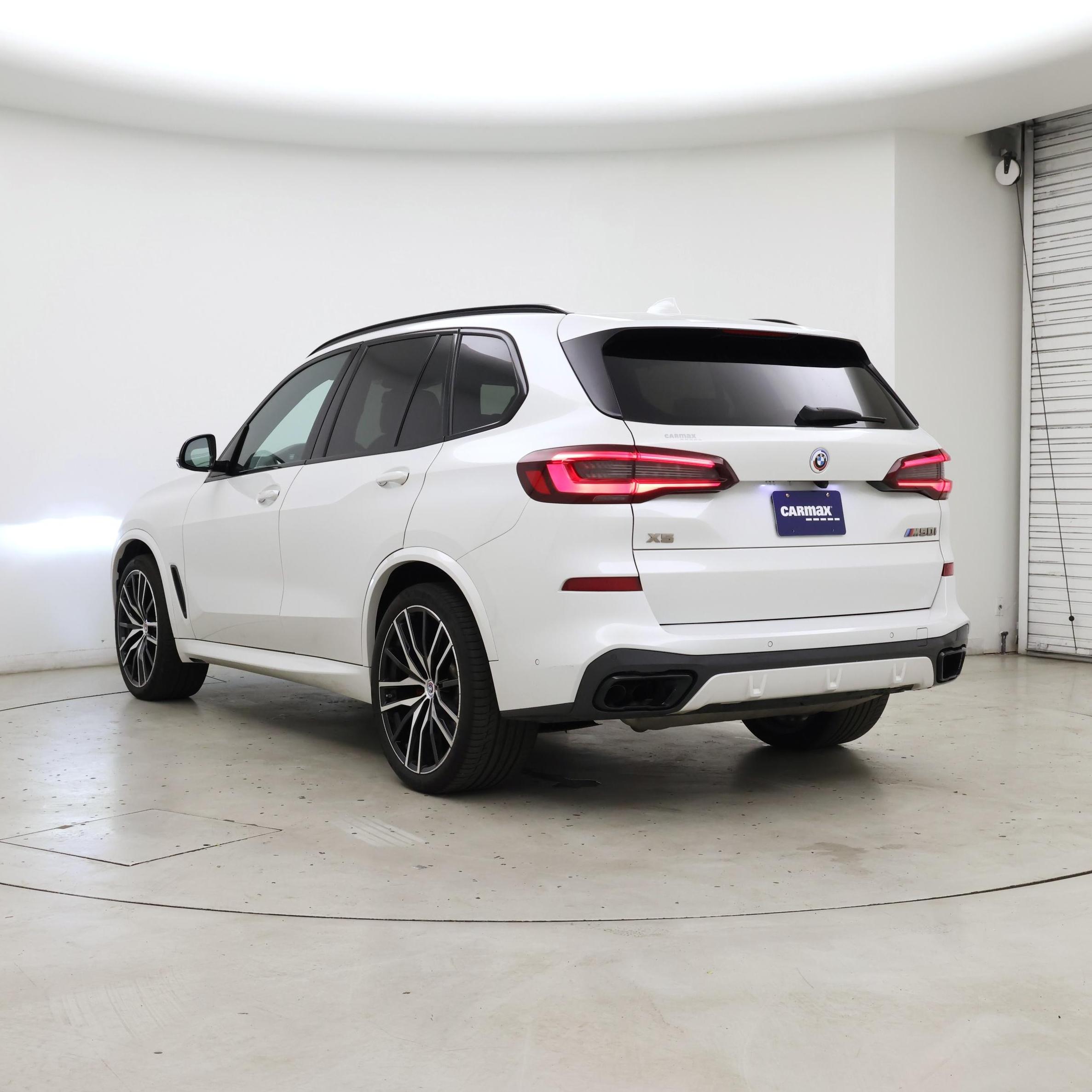 Thumbnail: 2022 BMW X5 - 2