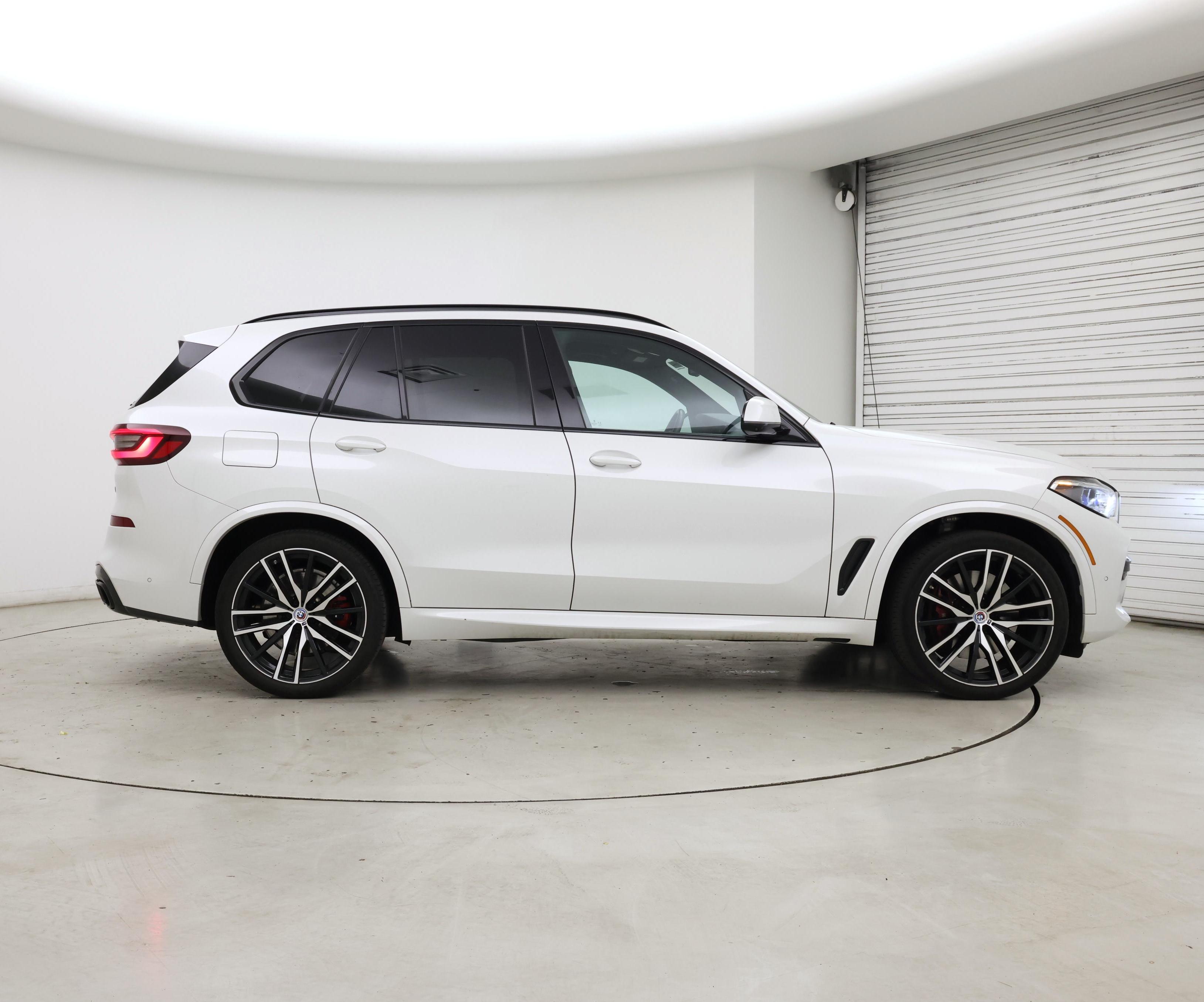 Thumbnail: 2022 BMW X5 - 7