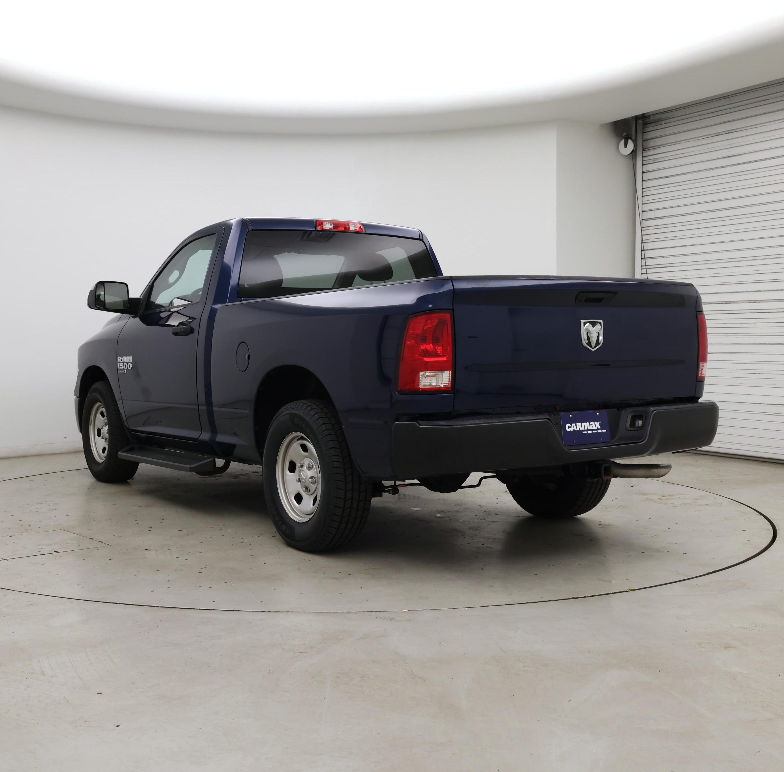 Thumbnail: 2022 RAM 1500 Classic - 2