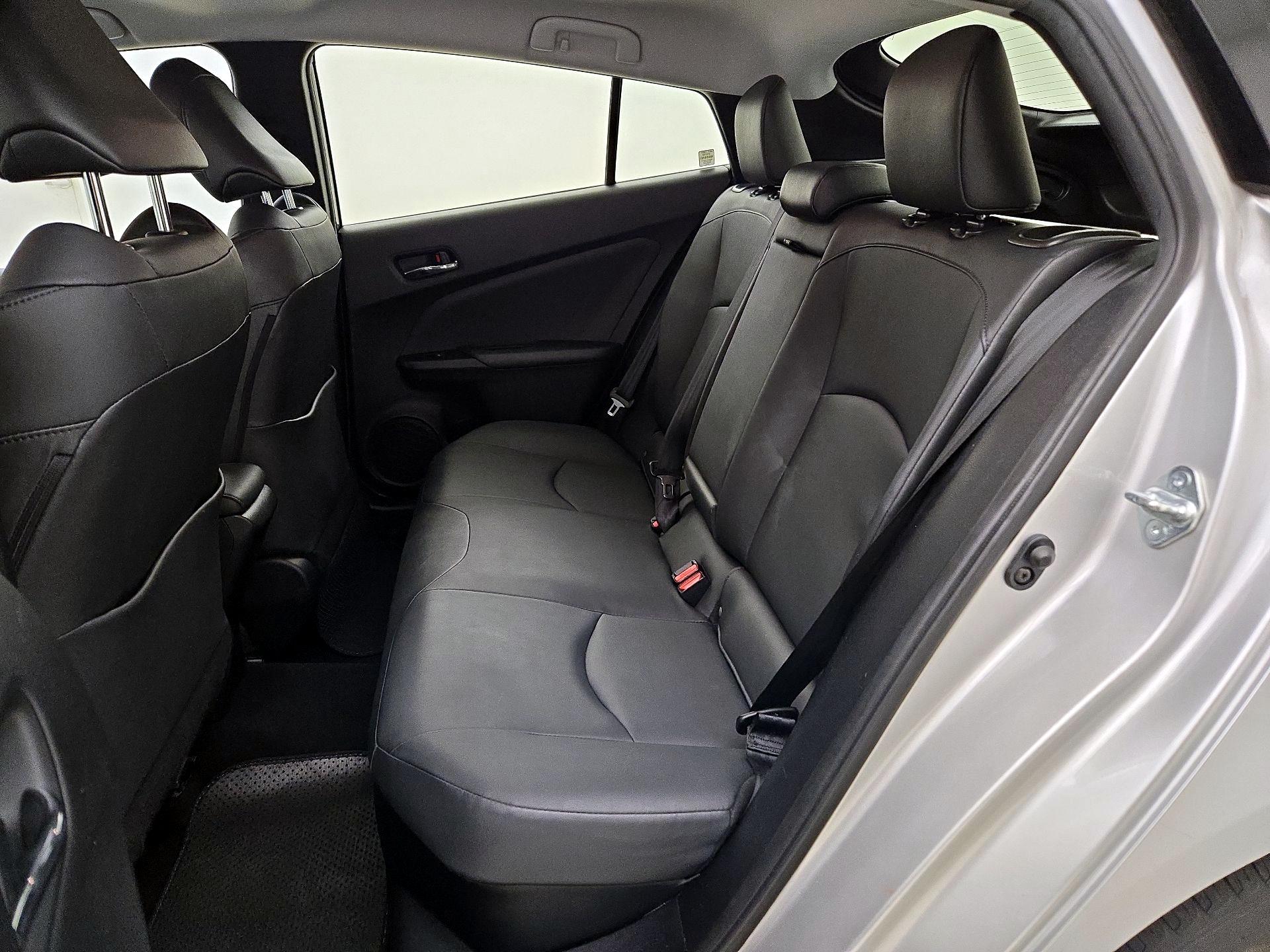 Thumbnail: 2017 Toyota Prius - 20