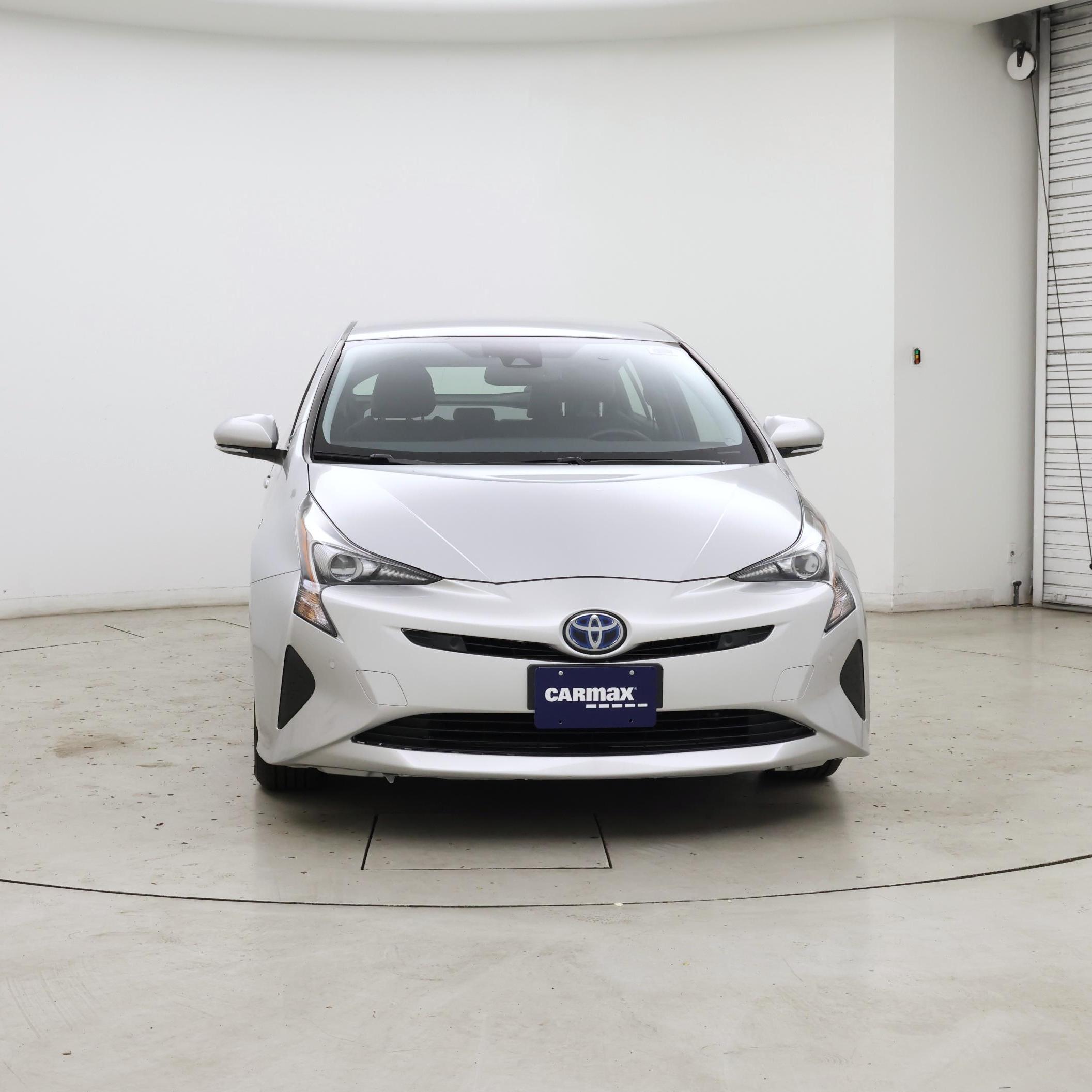 Thumbnail: 2017 Toyota Prius - 5