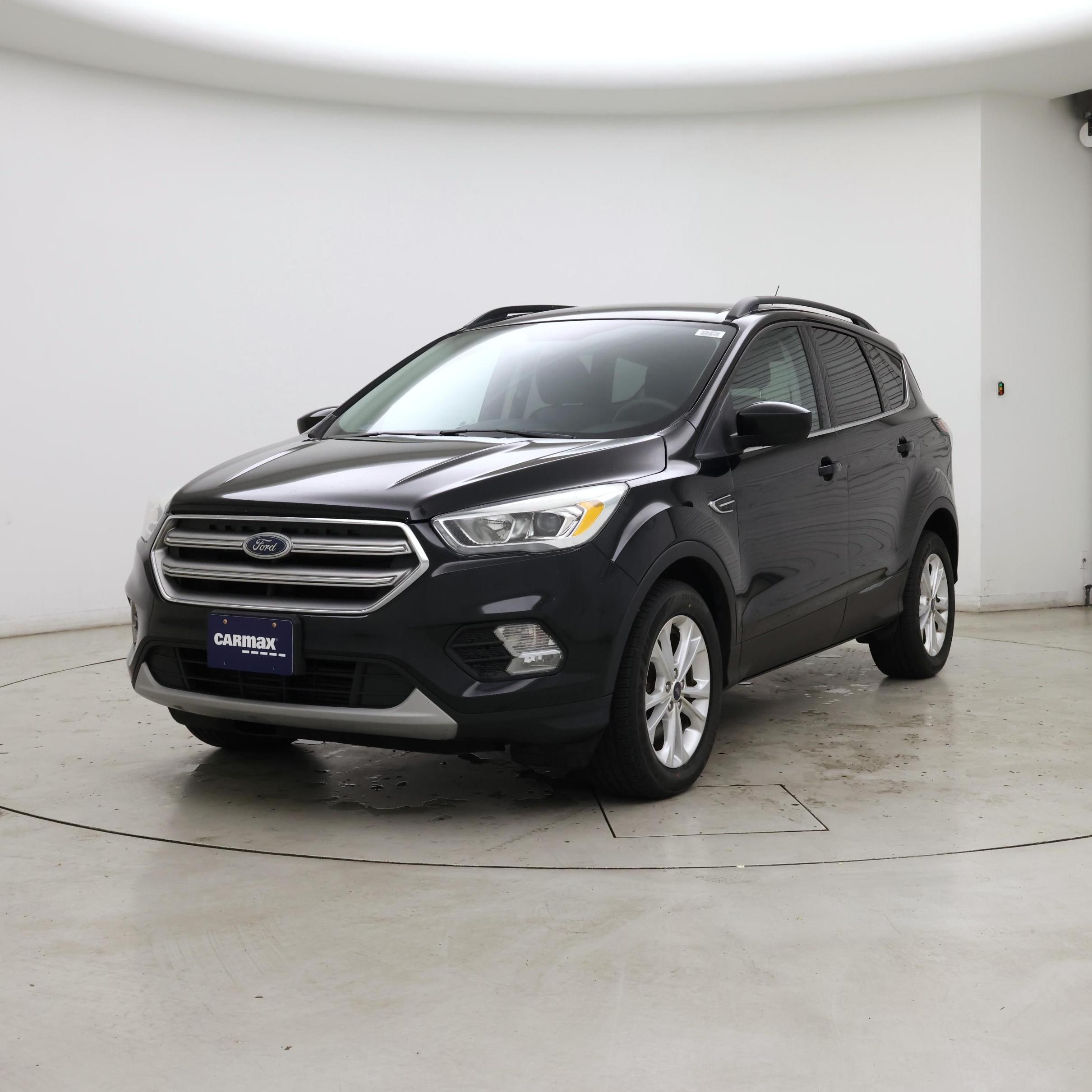 Thumbnail: 2017 Ford Escape - 4