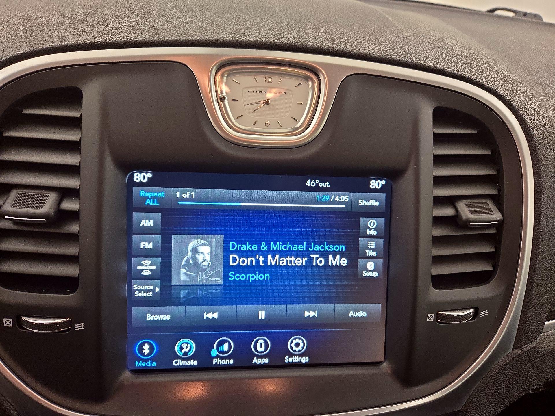 Thumbnail: 2021 Chrysler 300 - 15