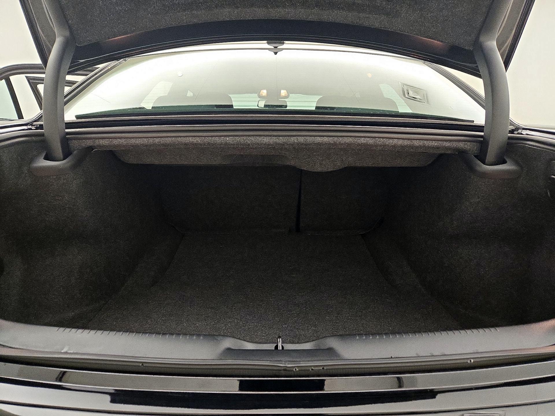 Thumbnail: 2021 Chrysler 300 - 20