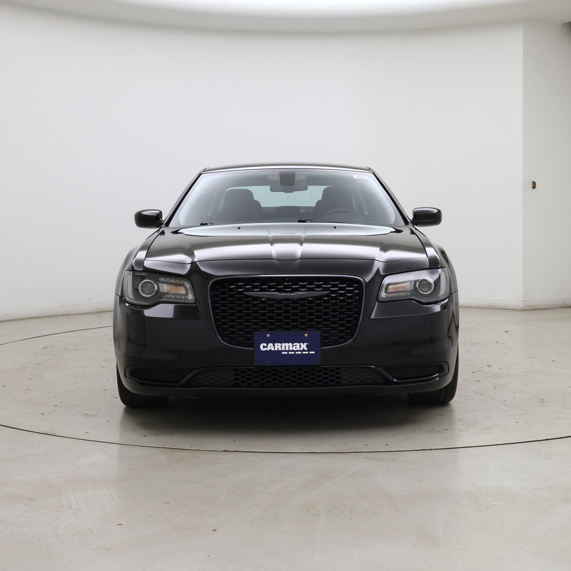 Thumbnail: 2021 Chrysler 300 - 5